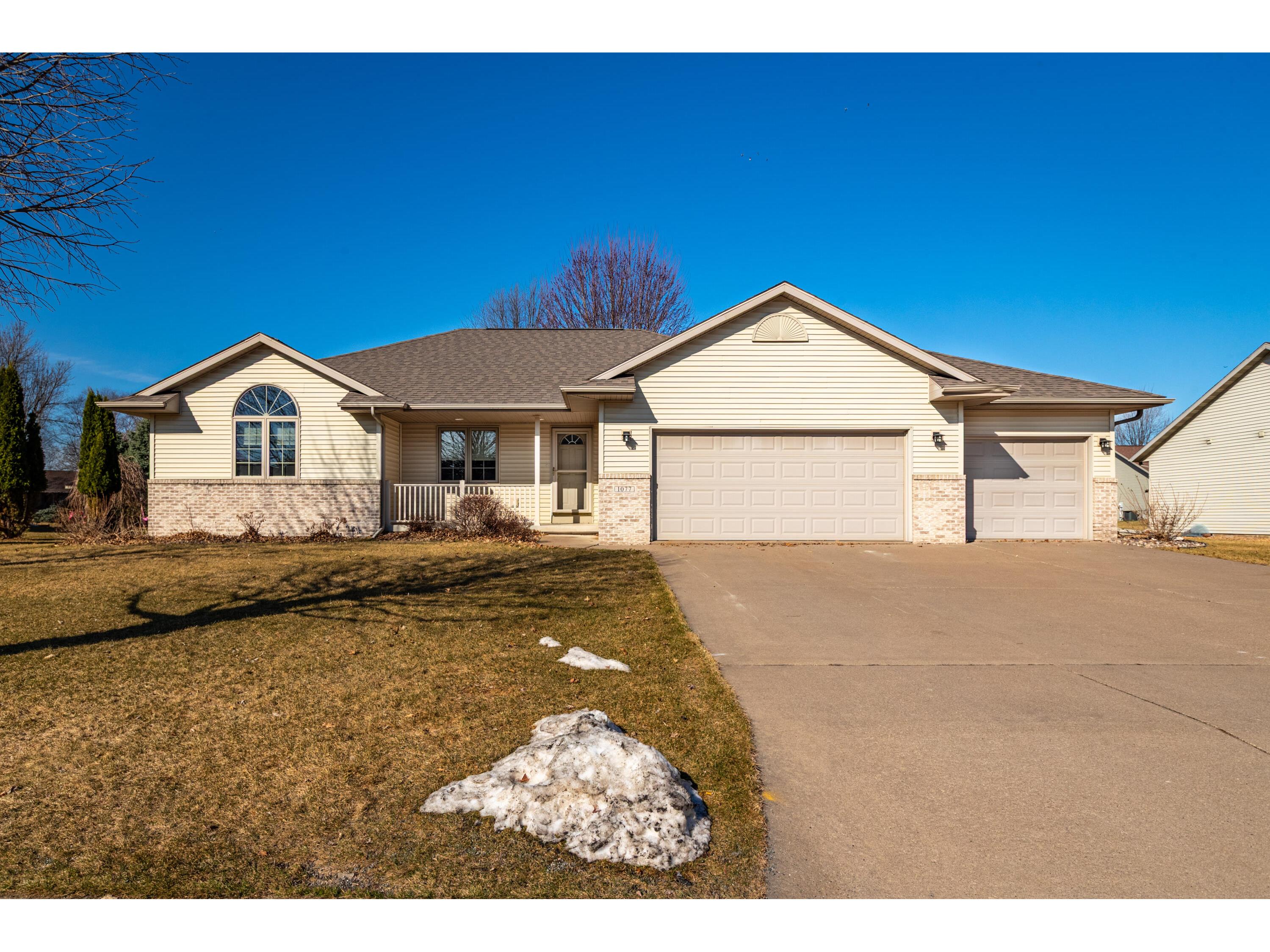1077 Windsong Onalaska WI 54650 1911287 image1