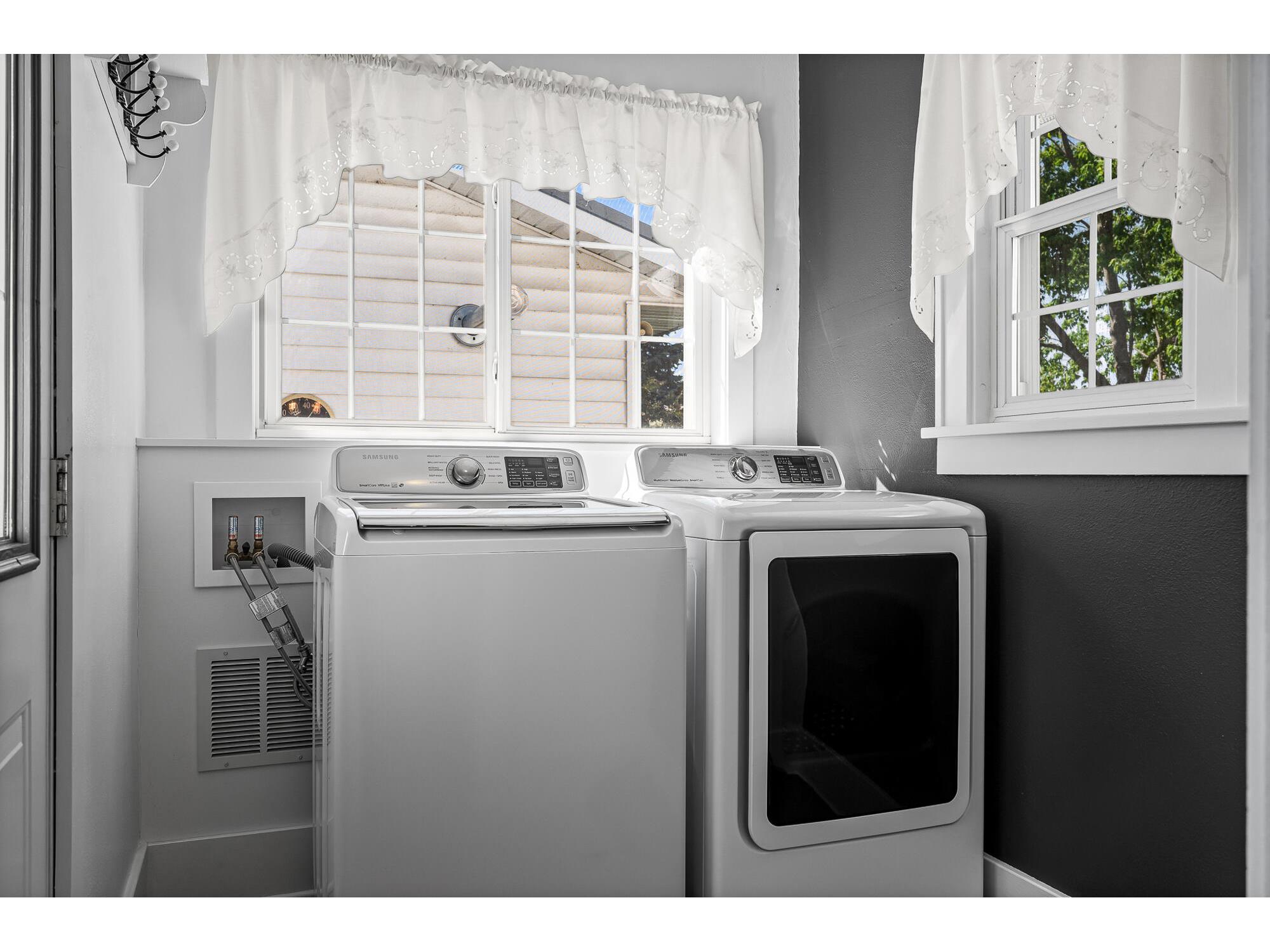 109 N Madison Arcadia WI 54612 1964925 image14