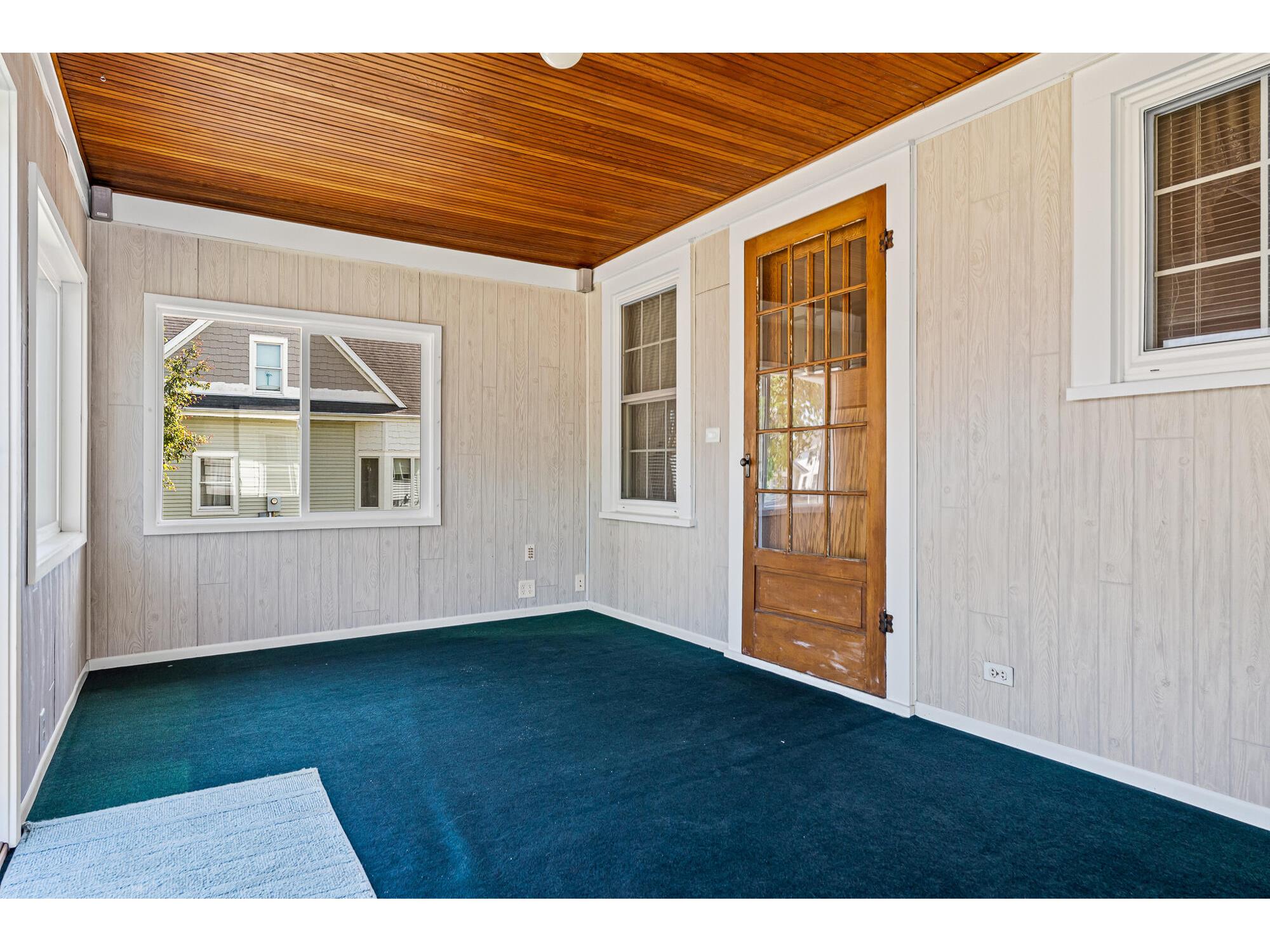 109 N Madison Arcadia WI 54612 1964925 image5