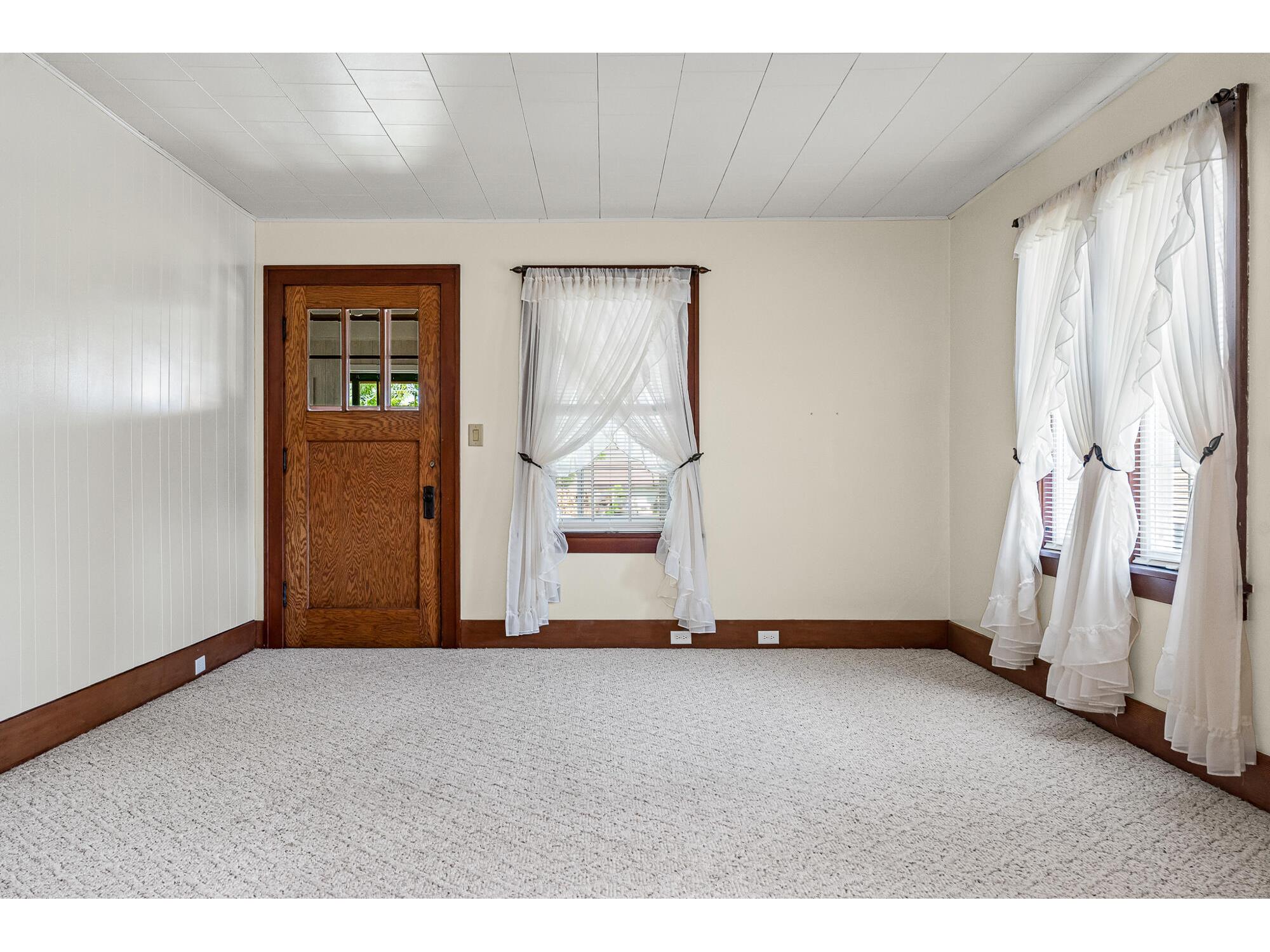 109 N Madison Arcadia WI 54612 1964925 image8