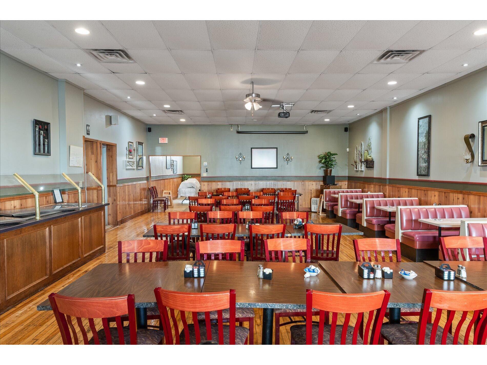 109 S Main Westby WI 54667 1935109 image16