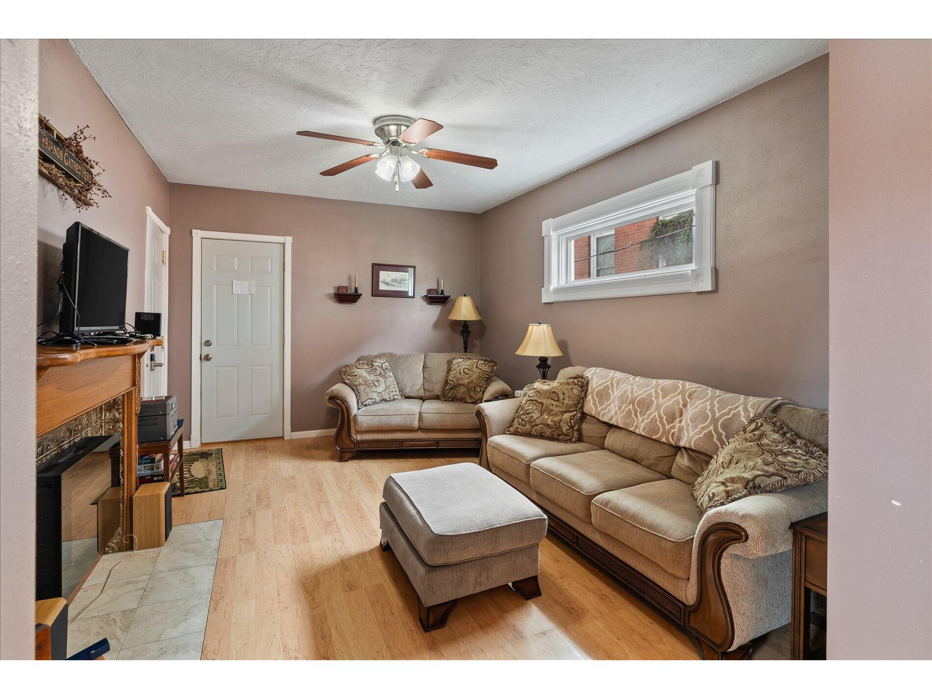 109 S Main Westby WI 54667 1935109 image22