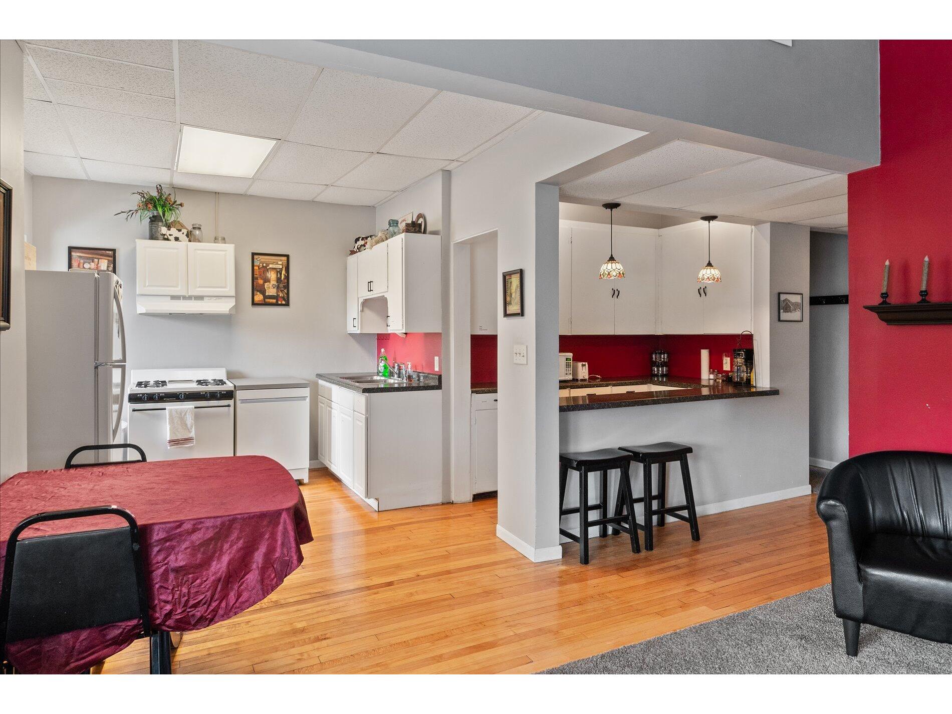 109 S Main Westby WI 54667 1935109 image32