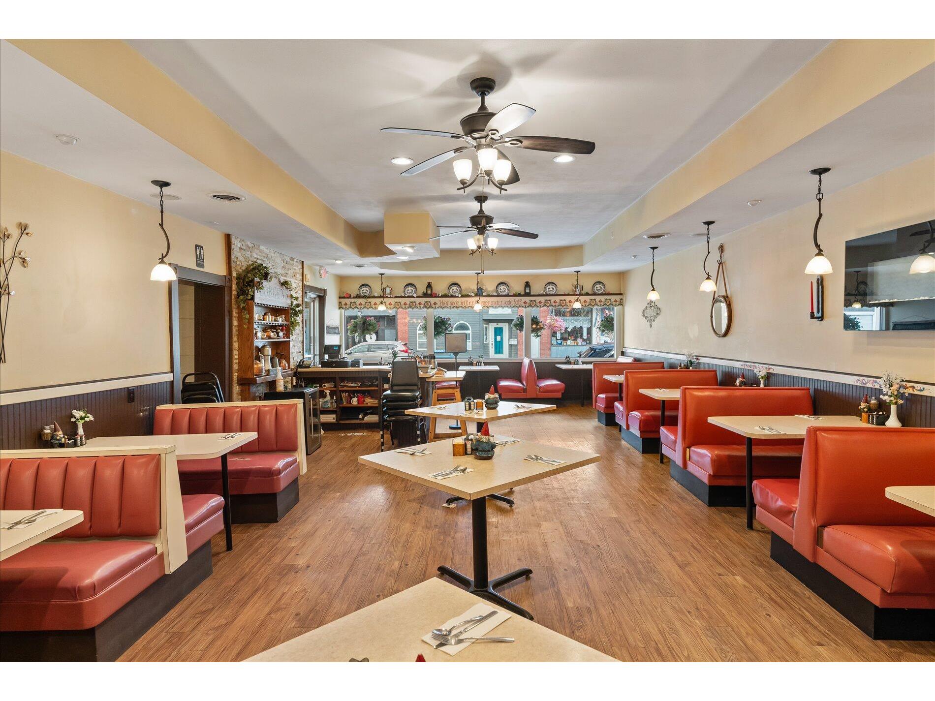 109 S Main Westby WI 54667 1935109 image8