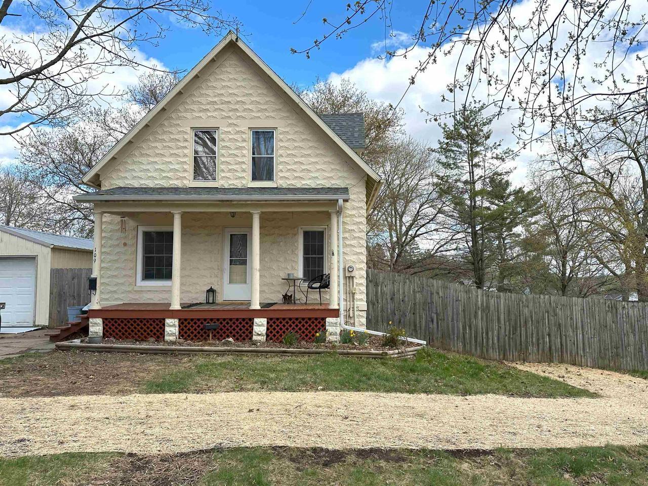 109 Vernon Westby WI 54667 1884678 image1