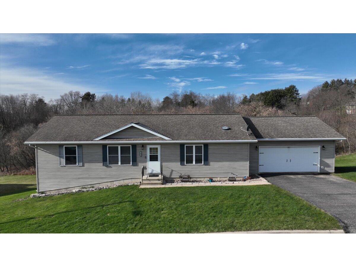 1094 North Star Cir Hillsboro WI 54634 1900845 image1