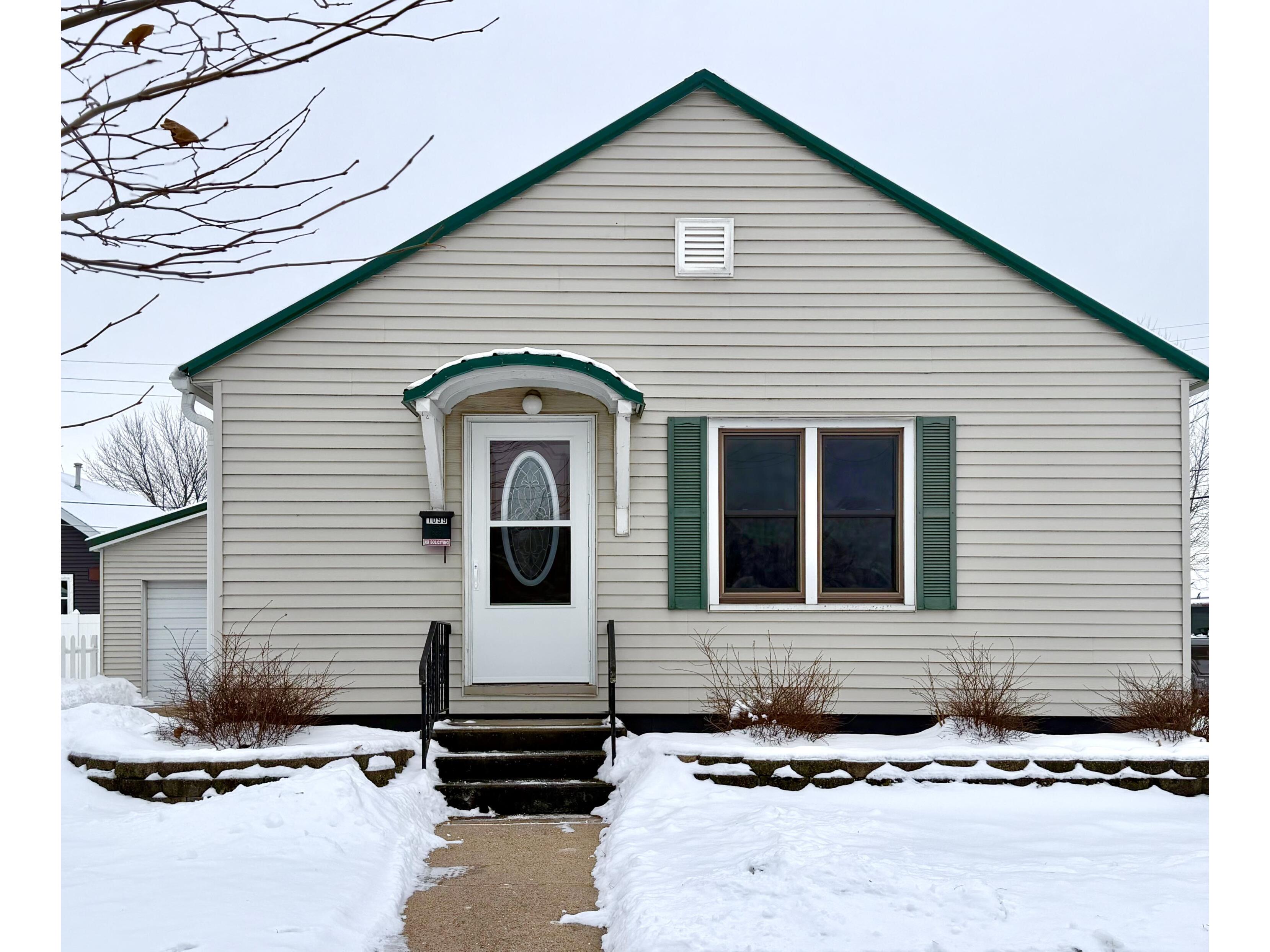 1099 Gale Winona MN 55987 1946375 image1