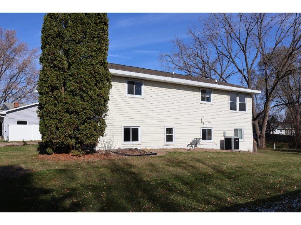 110 Lakeview Tomah WI 54660 1944546 image19