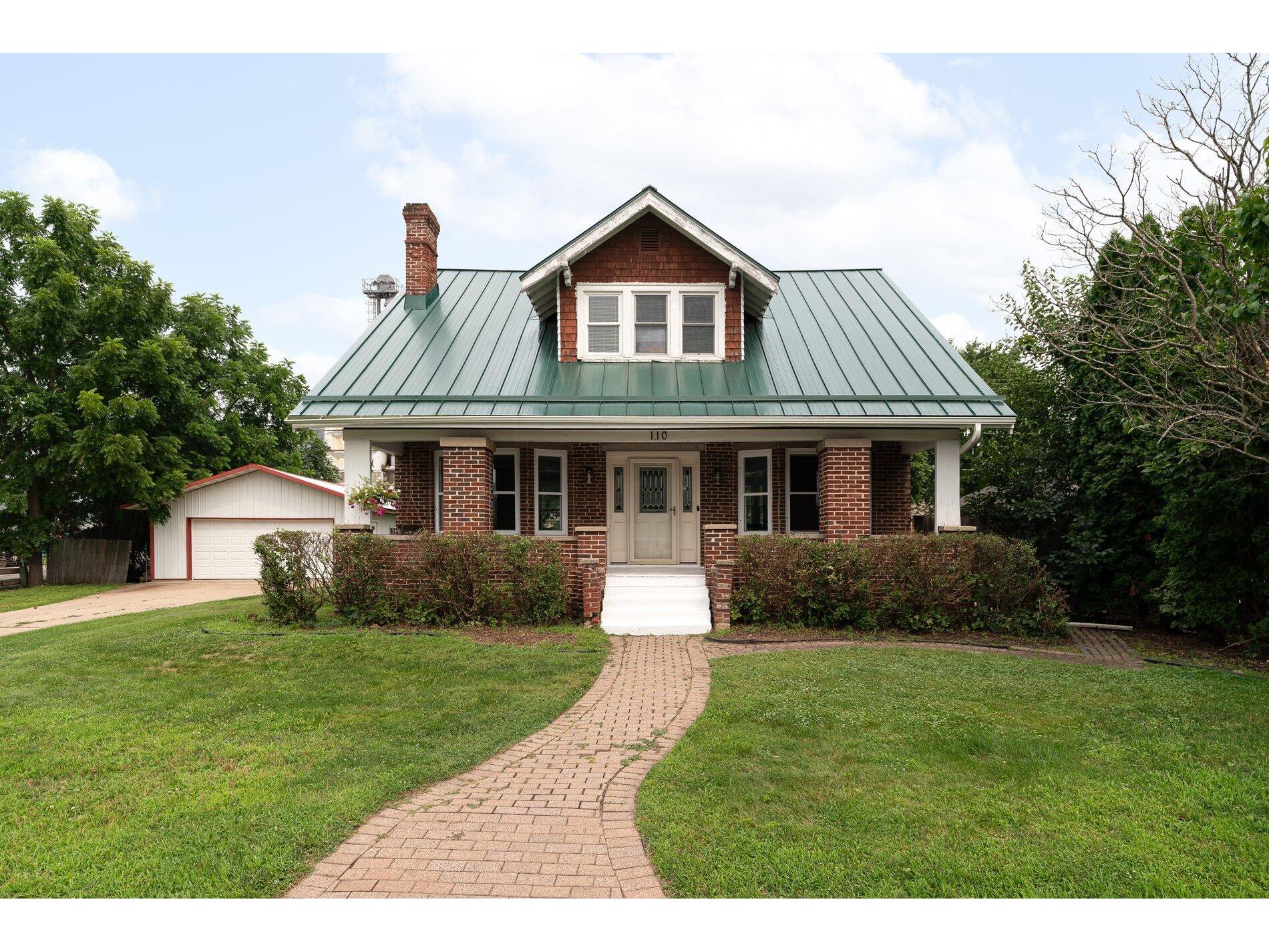 110 School Coon Valley WI 54623 1929417 image1