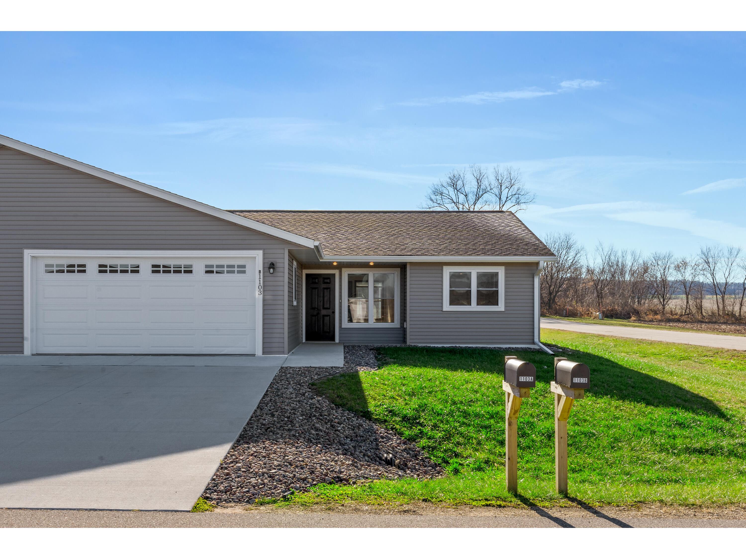 1101 E Maple Blair WI 54616 1901126 image1