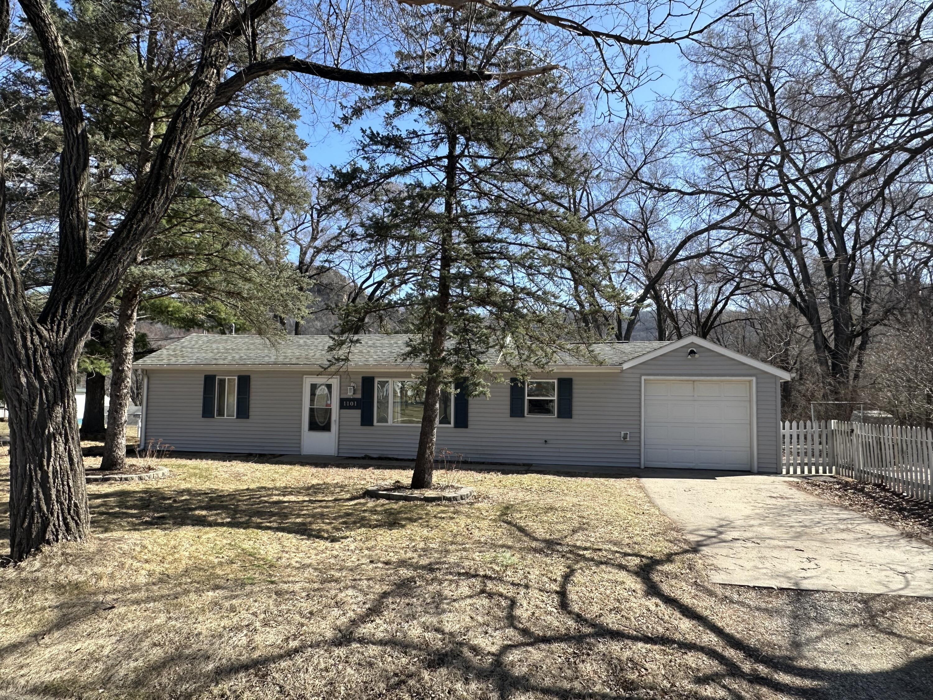 1101 26th La Crosse WI 54601 1910993 image1