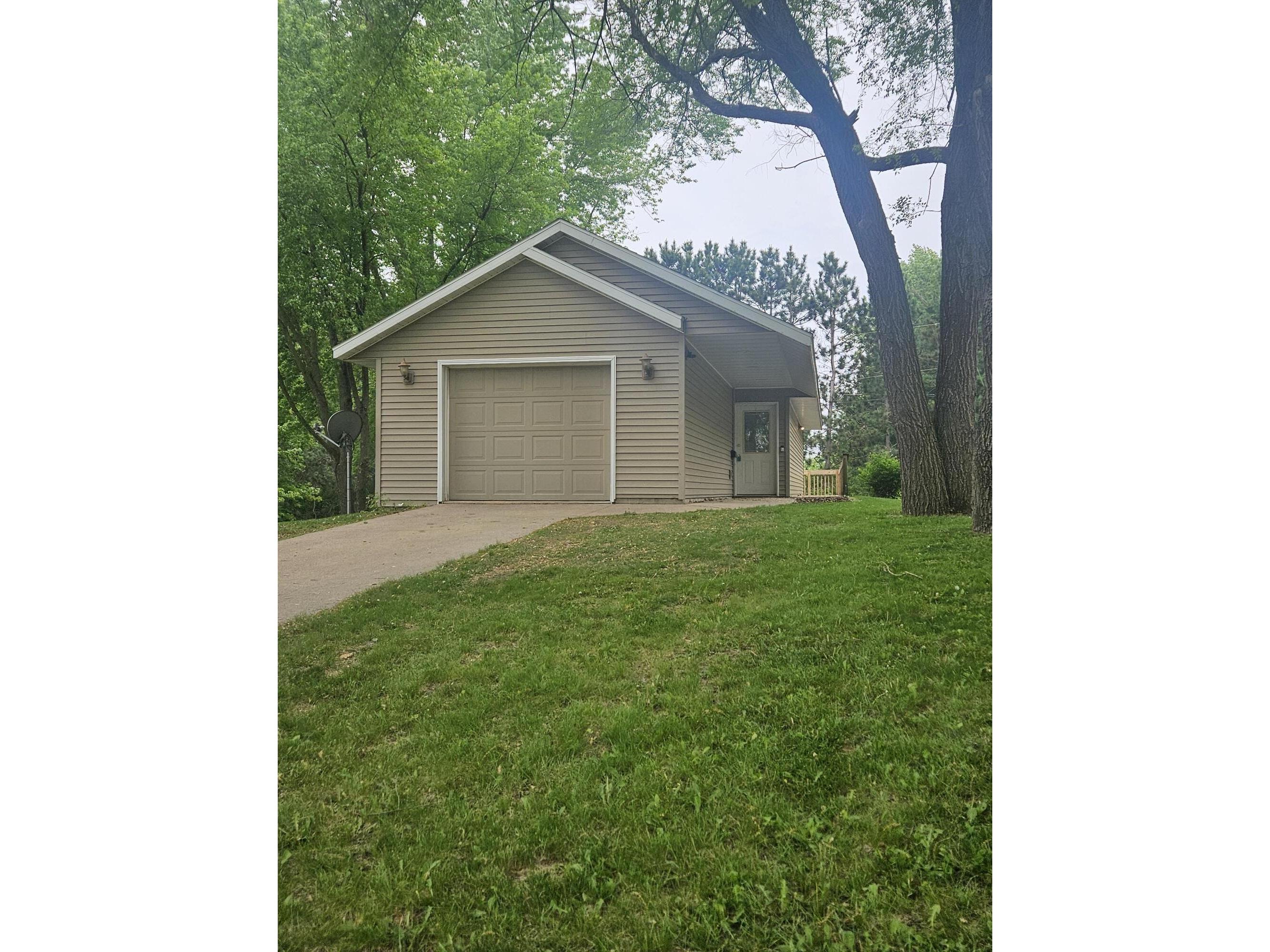 1104 Armory Sparta WI 54656 1918615 image1