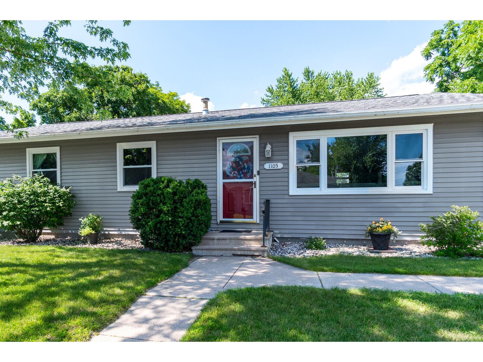 1105 Lake Onalaska WI 54650 1925334 image1