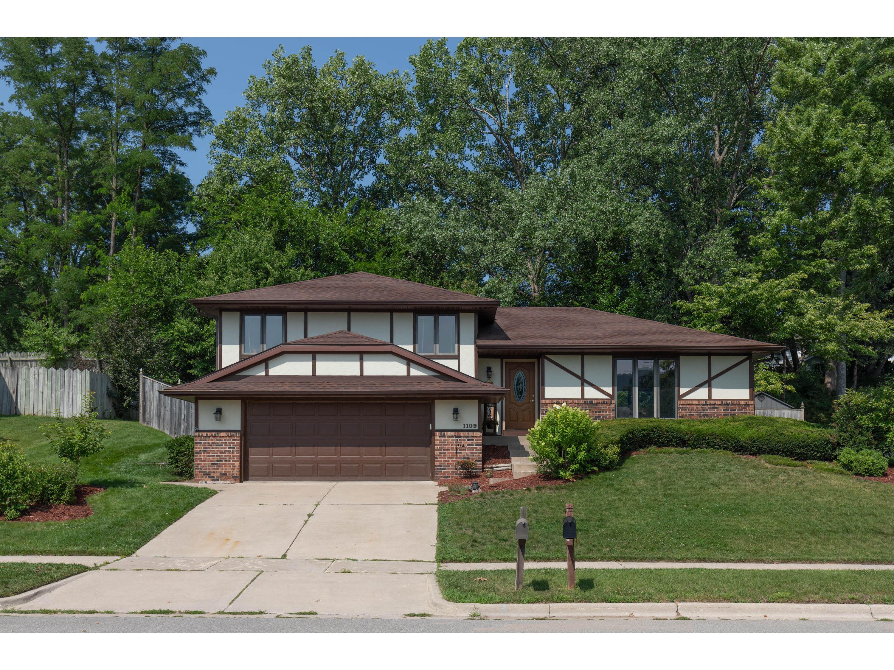 1109 Oak Onalaska WI 54650 1844053 image1