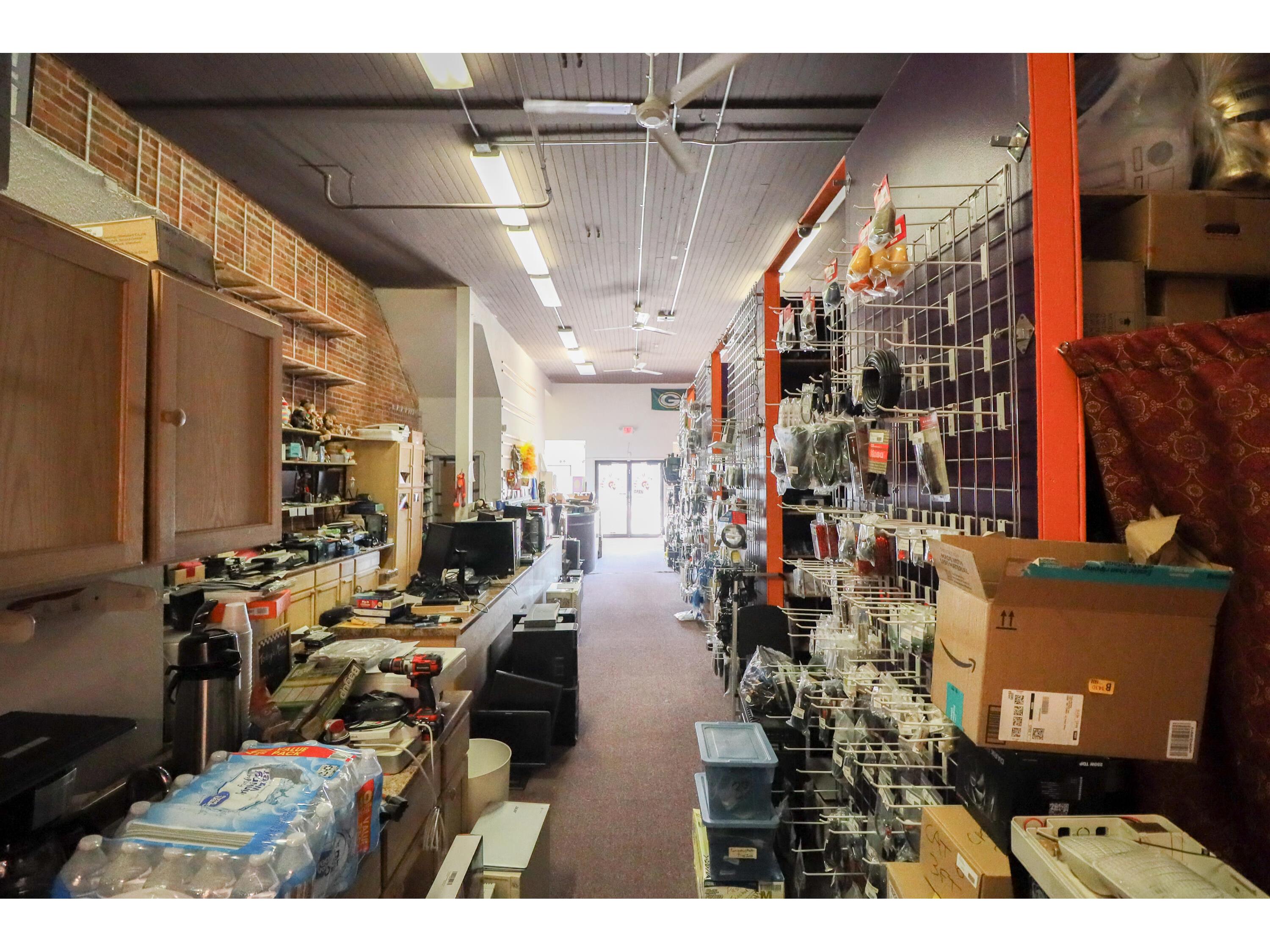 1109 Superior Tomah WI 54660 1946668 image10