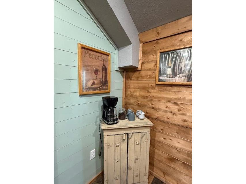 111 Grove Caledonia MN 55921 1935373 image14