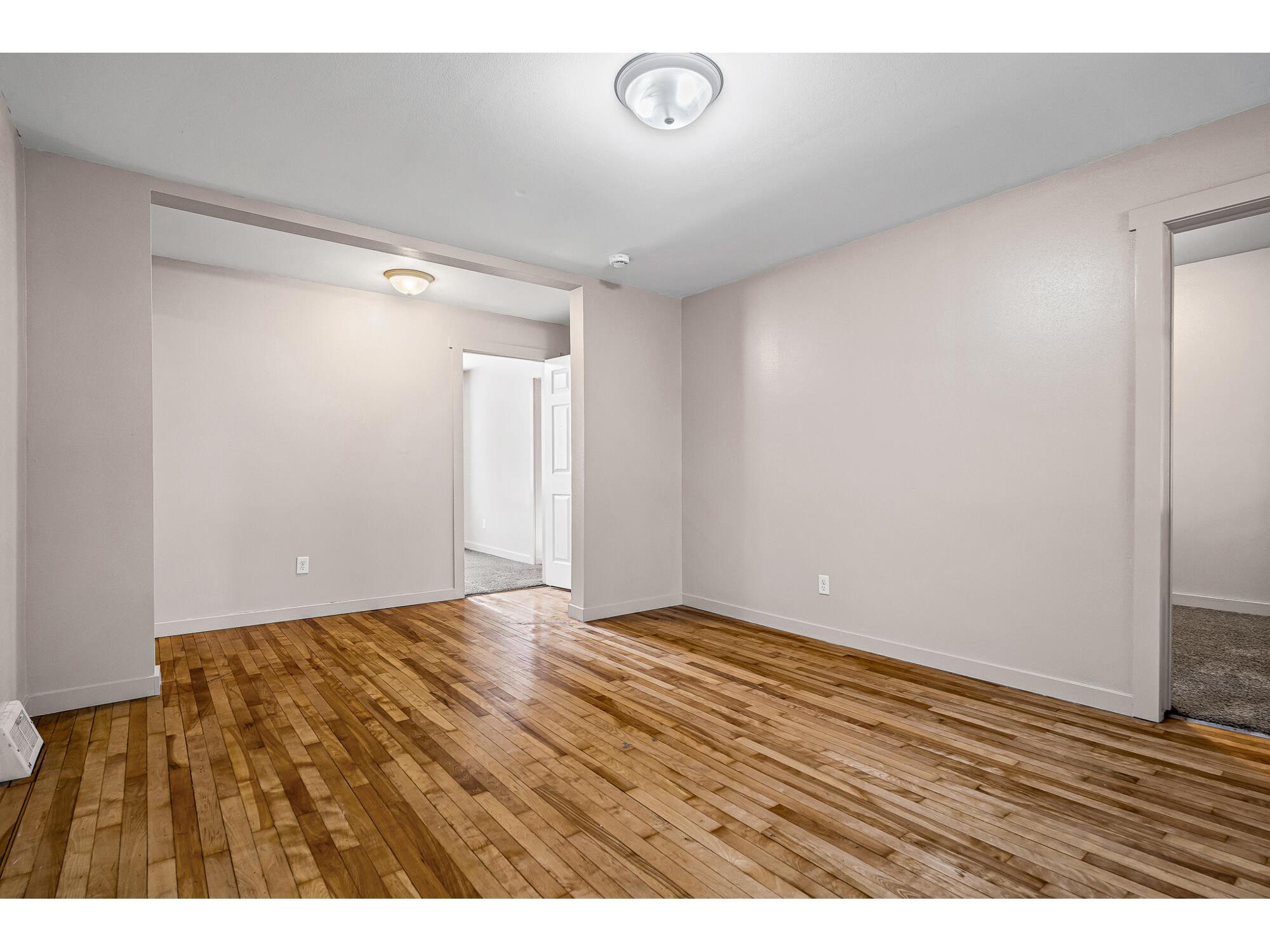 1112 11th La Crosse WI 54601 1967696 image2