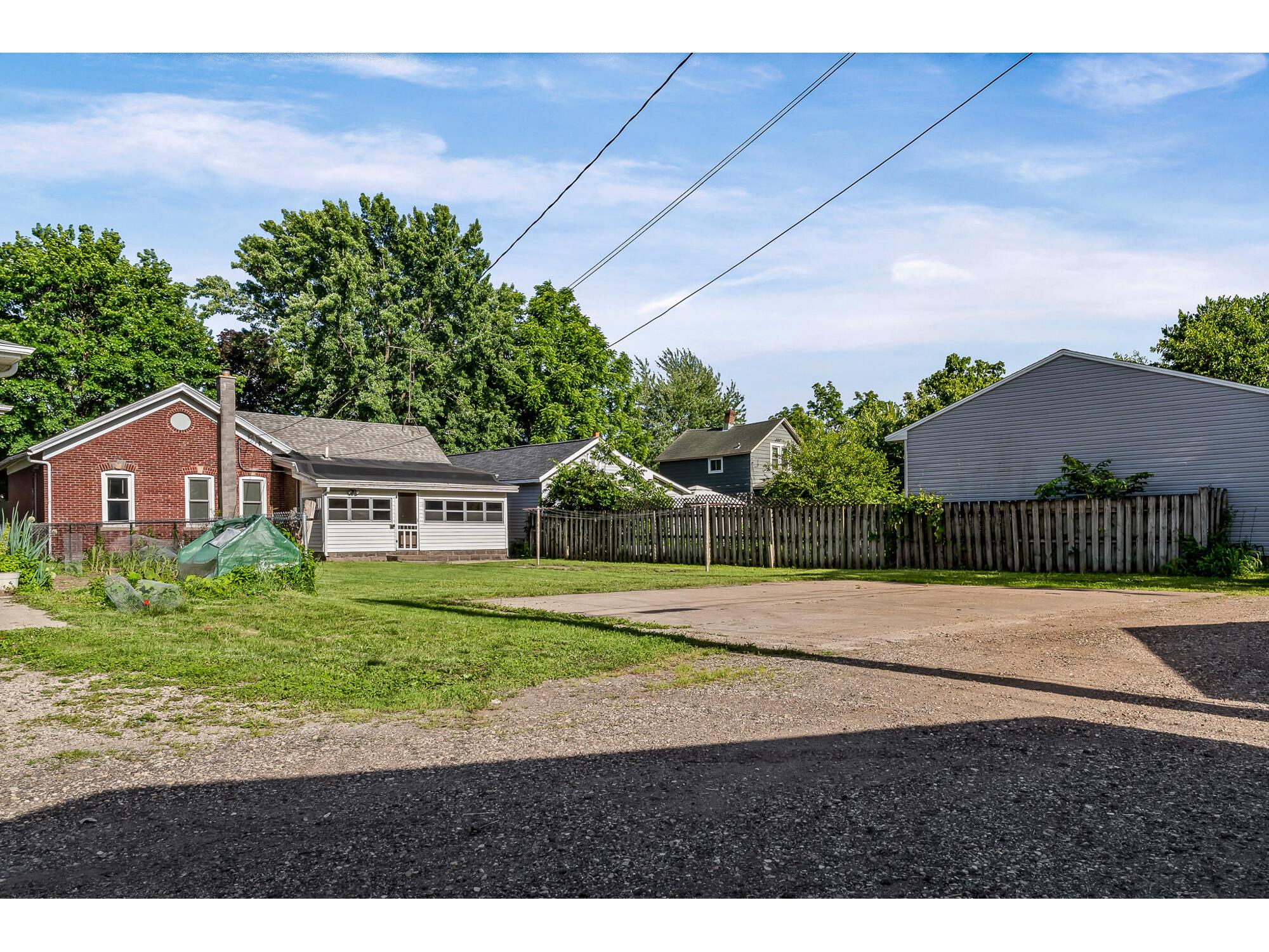 1112 11th La Crosse WI 54601 1967696 image23
