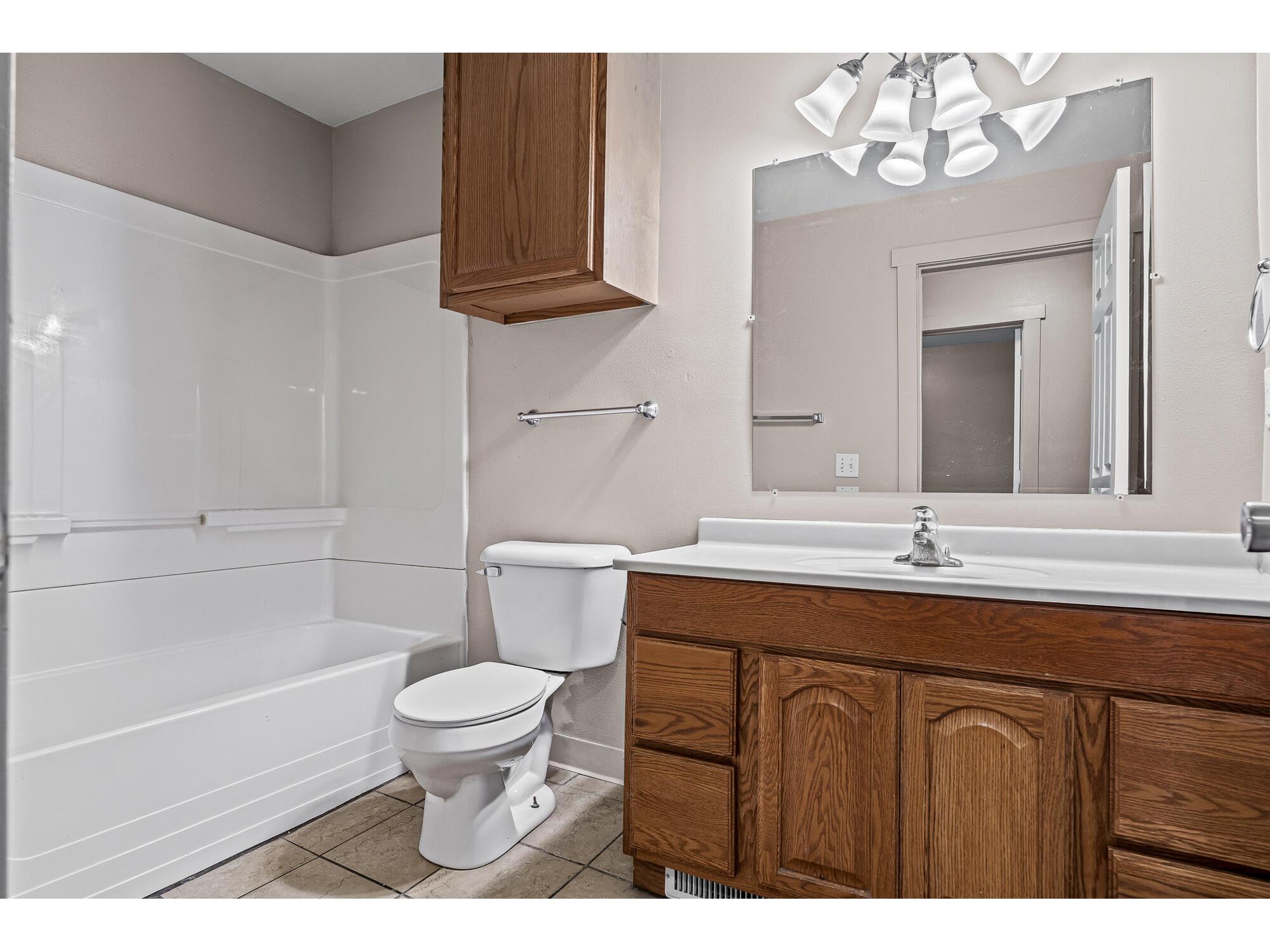 1112 11th La Crosse WI 54601 1967696 image9