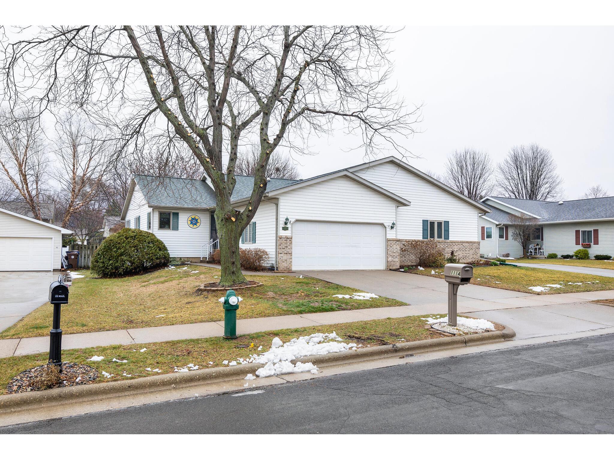 1114 East Onalaska WI 54650 1869854 image1