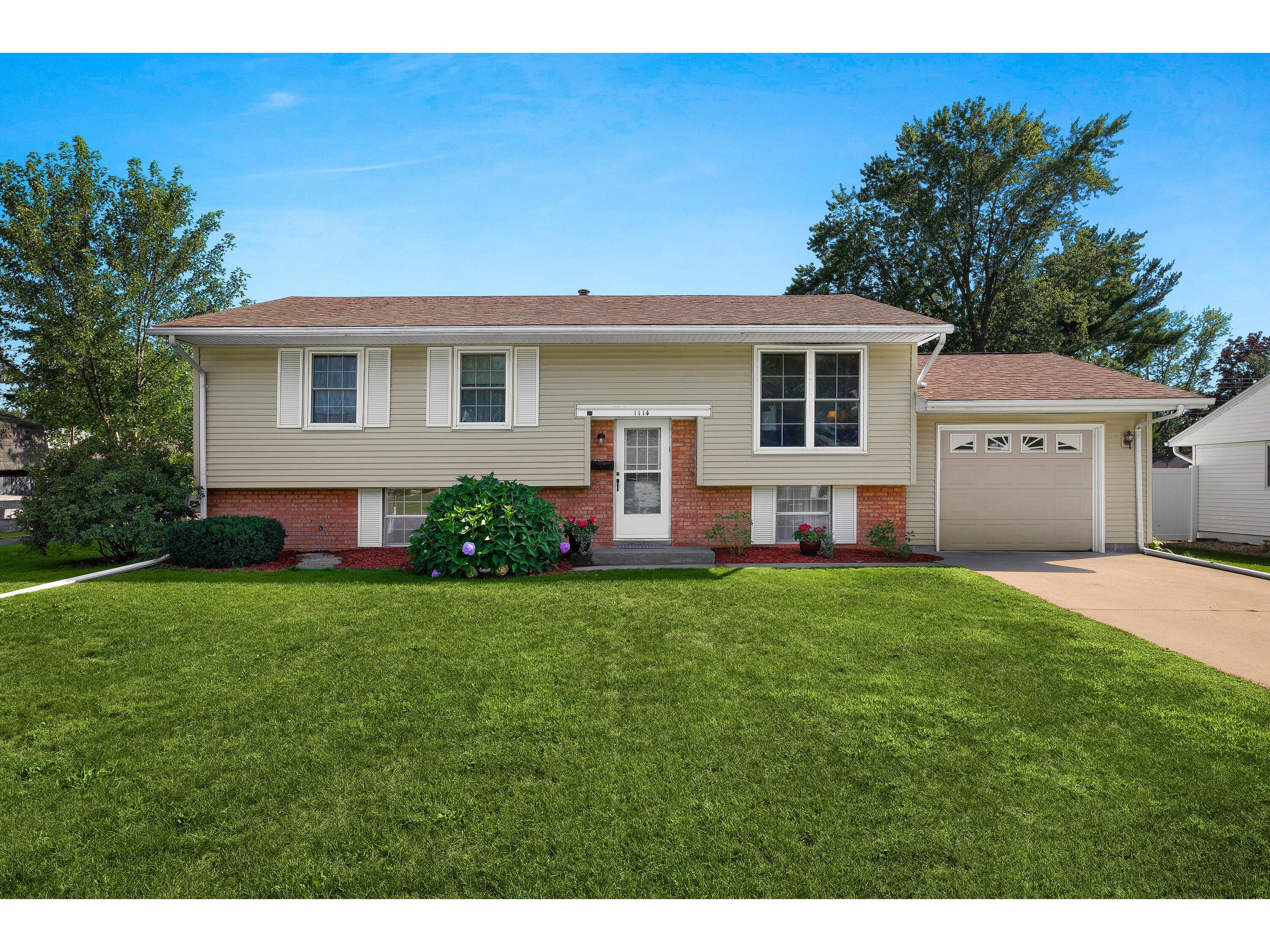 1114 Hickory Onalaska WI 54650 1847959 image1