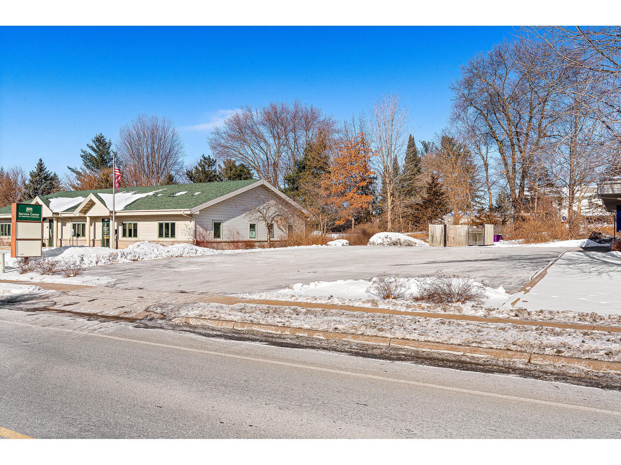 1115 Riders Club Onalaska WI 54650 1949401 image27