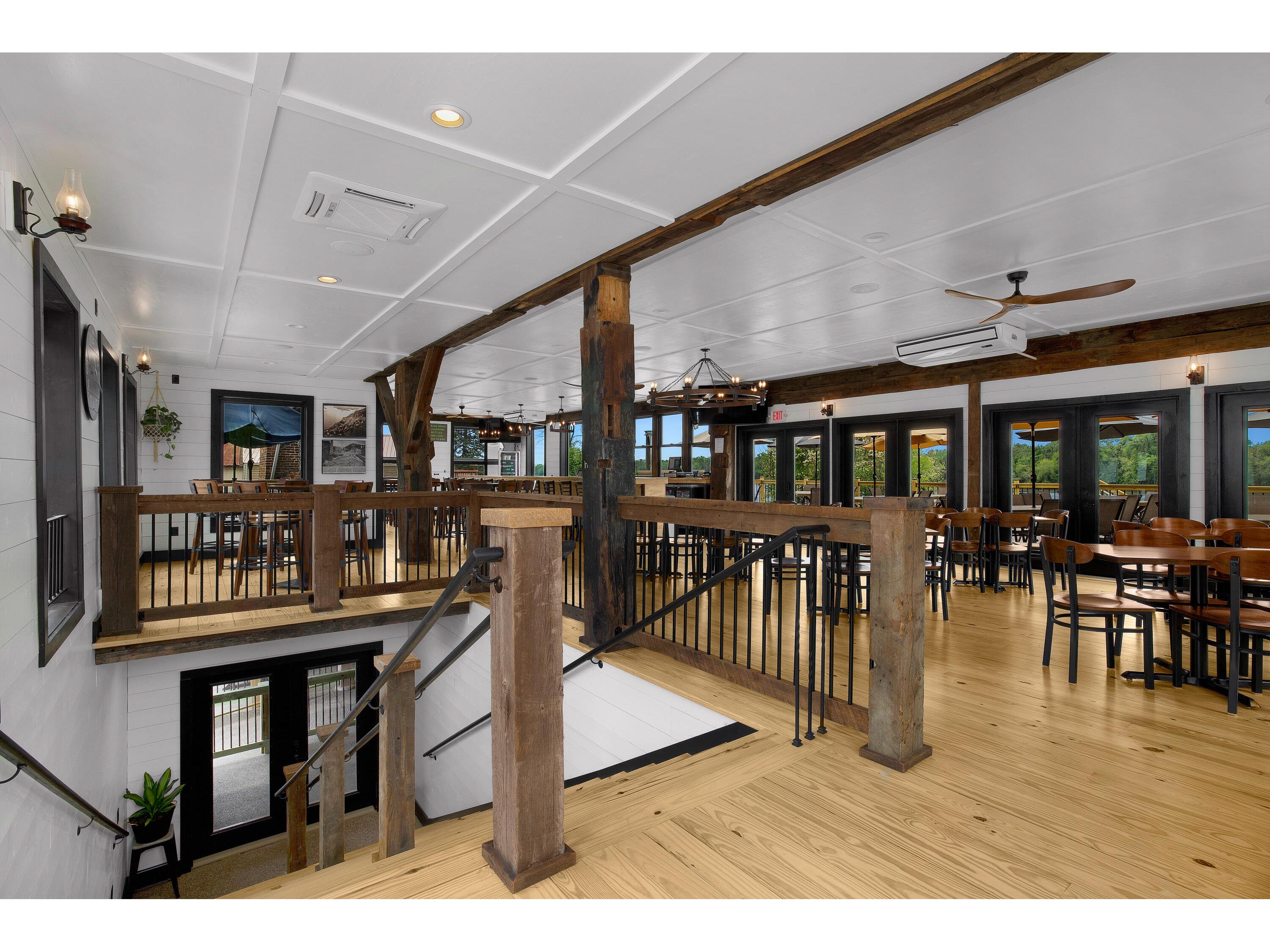 112-115 N Shore Fountain City WI 54629 1926753 image14