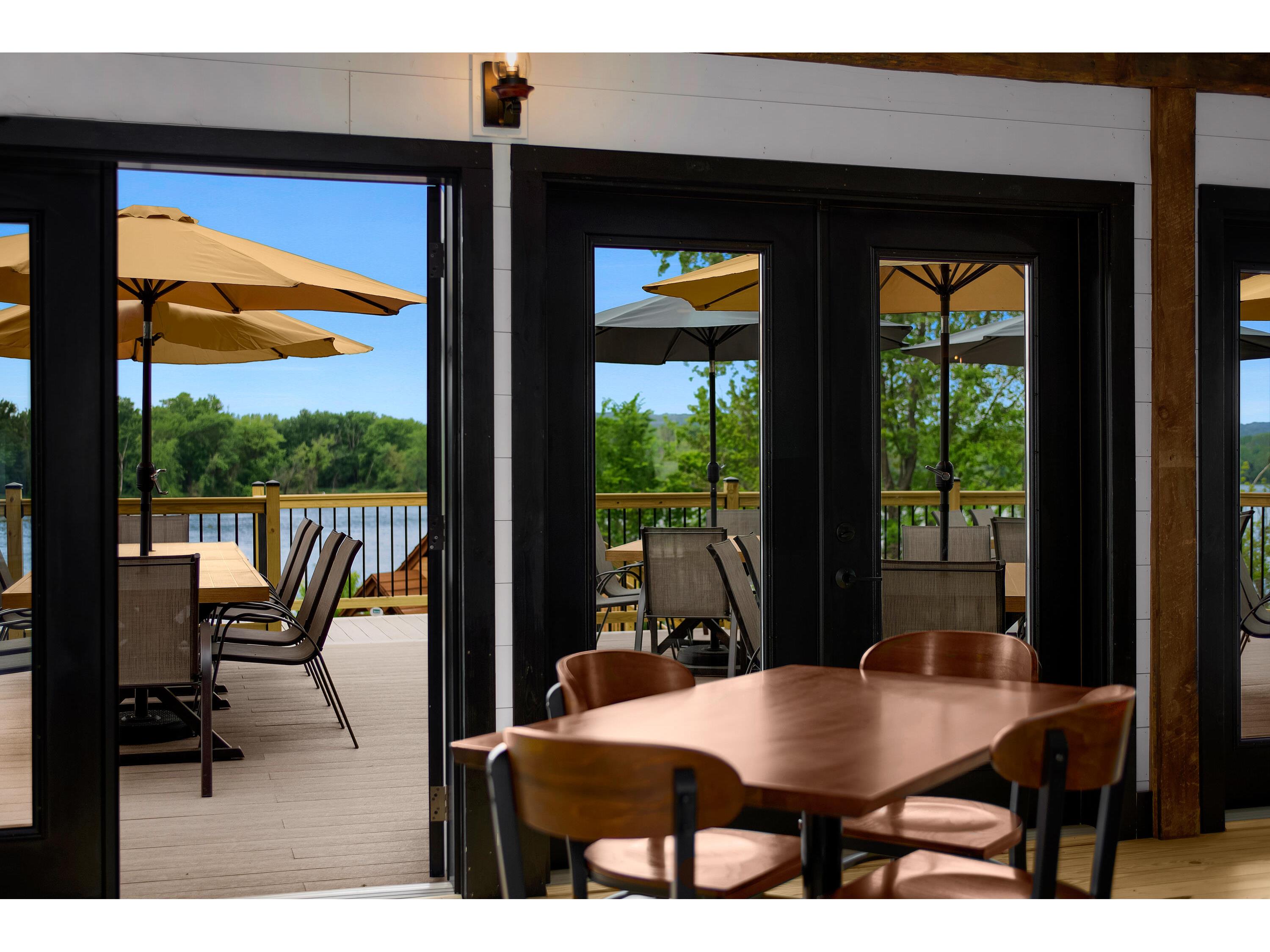 112-115 N Shore Fountain City WI 54629 1926753 image19