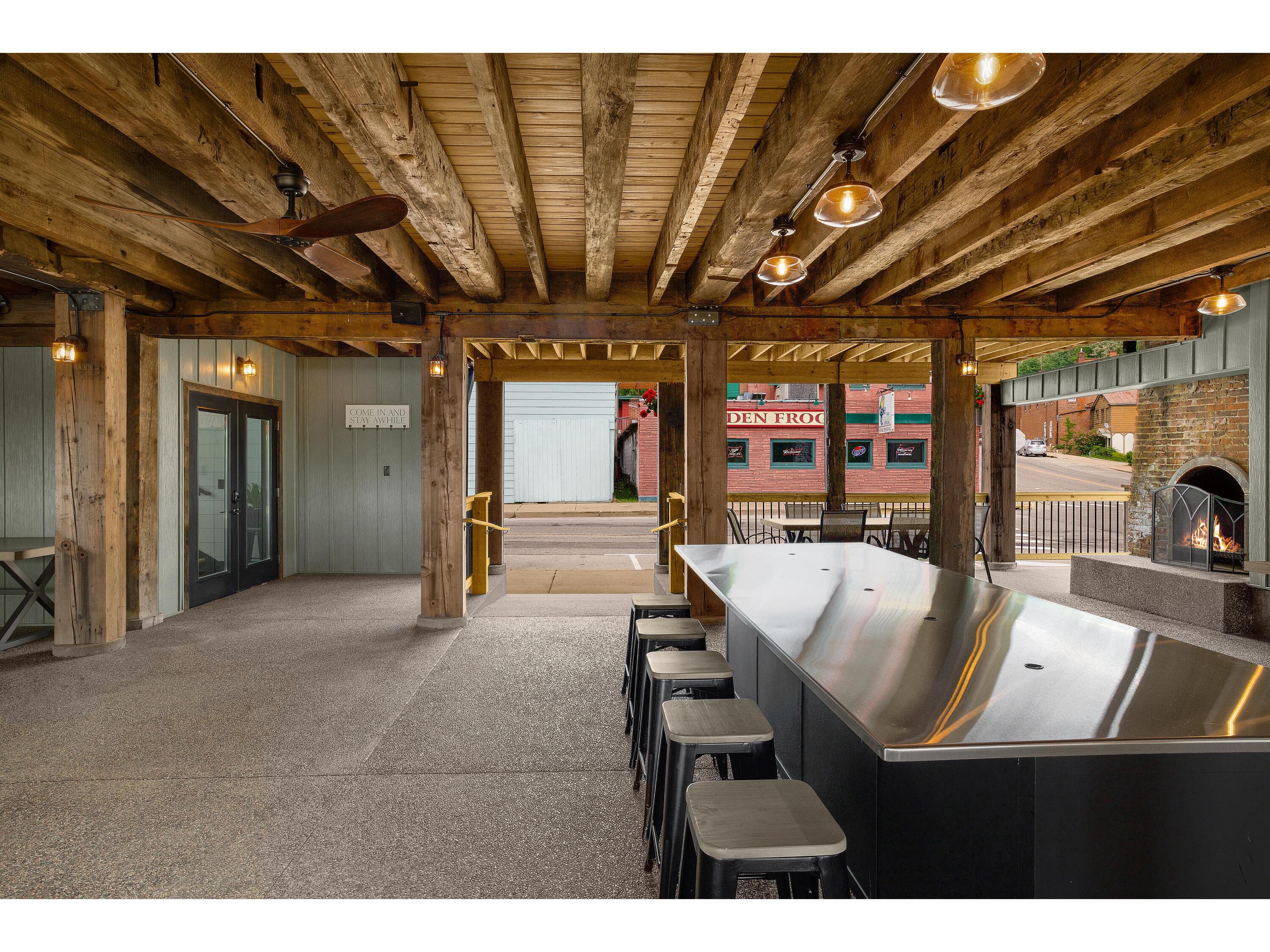 112-115 N Shore Fountain City WI 54629 1926753 image23