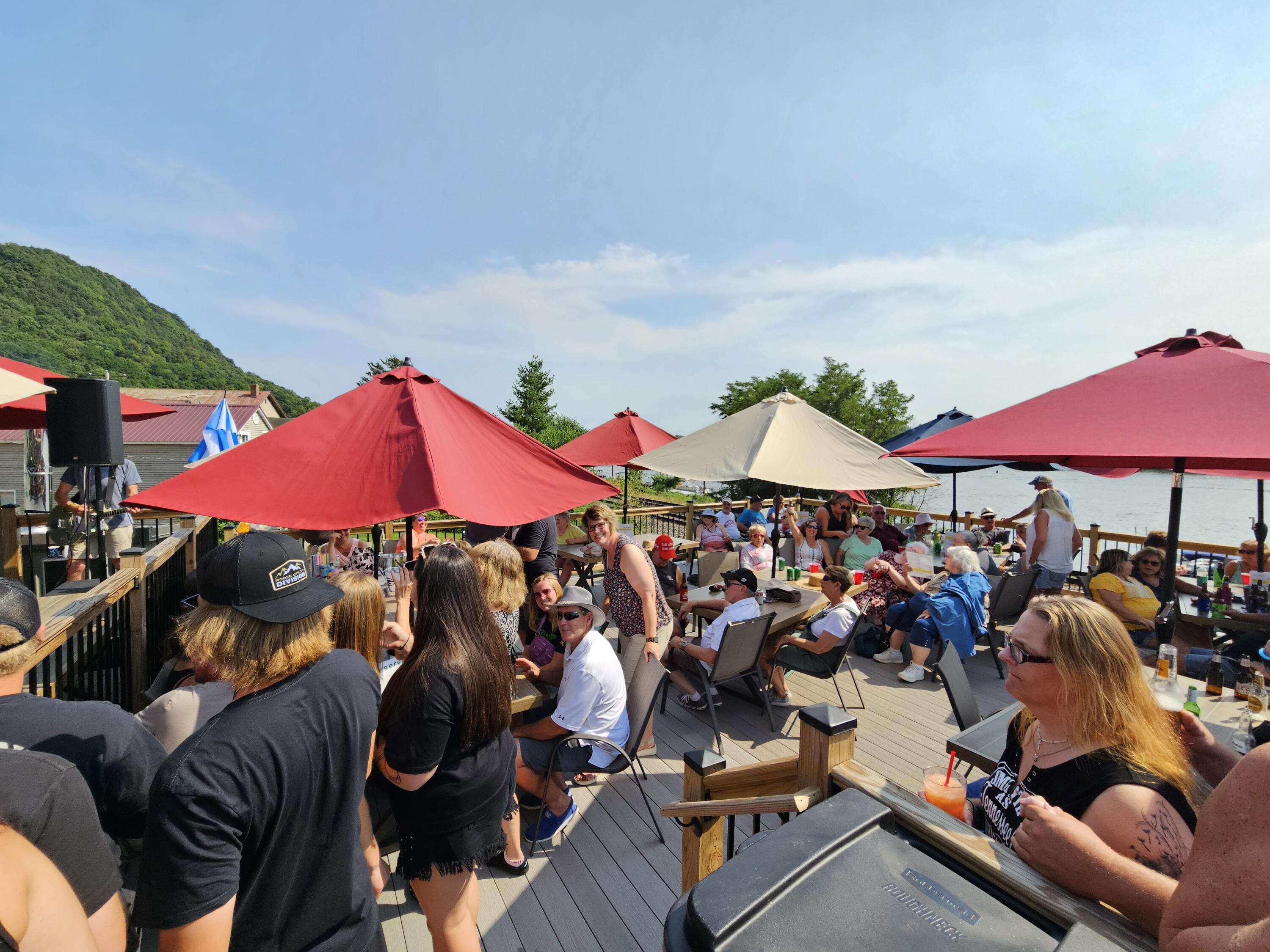 112-115 N Shore Fountain City WI 54629 1926753 image28