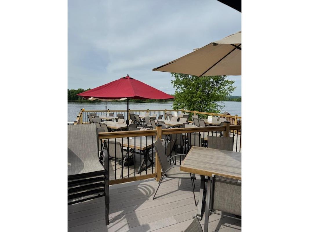 112-115 N Shore Fountain City WI 54629 1926753 image30