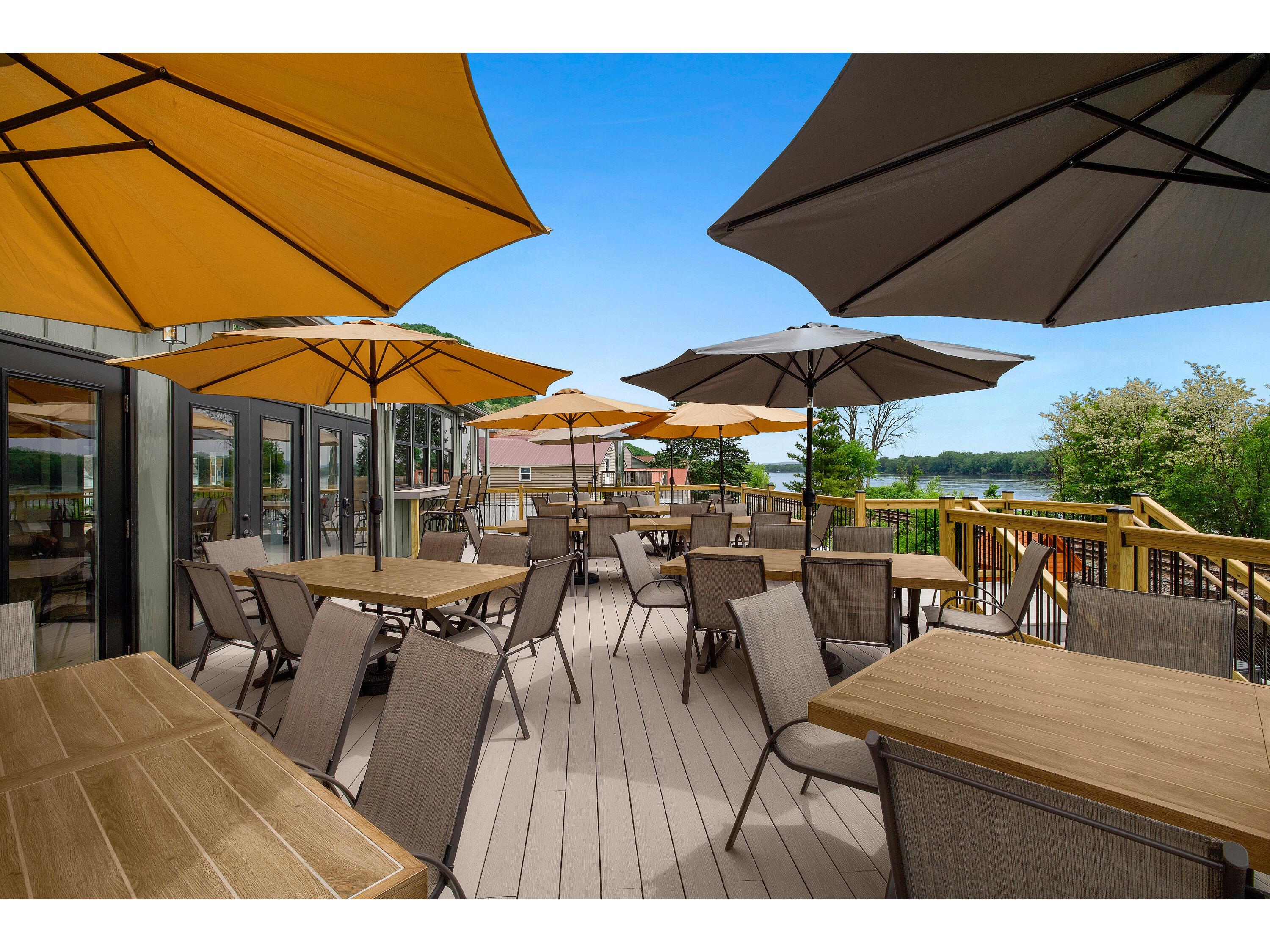 112-115 N Shore Fountain City WI 54629 1926753 image31