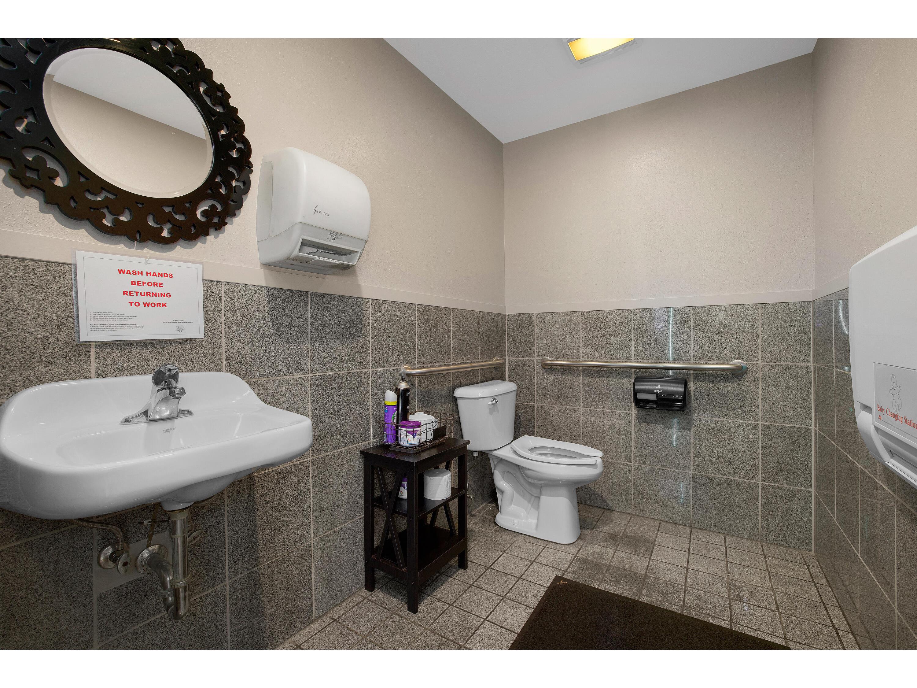 112-115 N Shore Fountain City WI 54629 1926753 image48