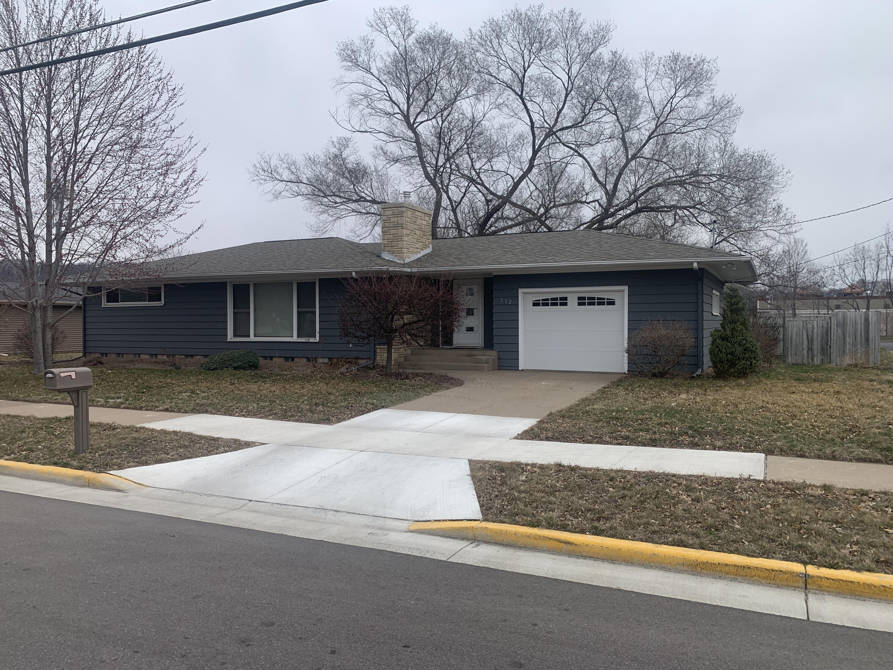 112 11th Ave N Onalaska WI 54650 1868826 image1