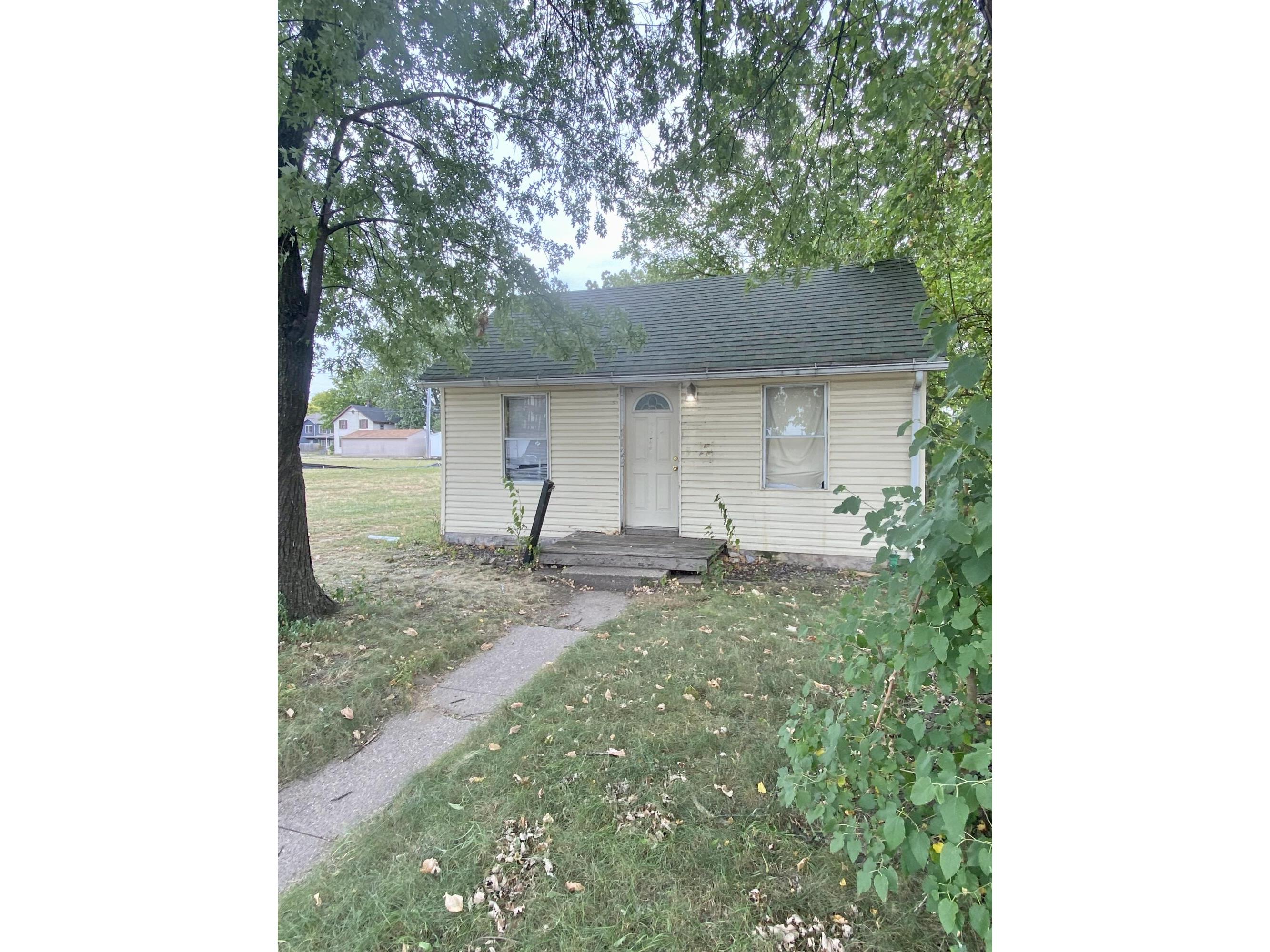 1123 4th La Crosse WI 54601 1860550 image1