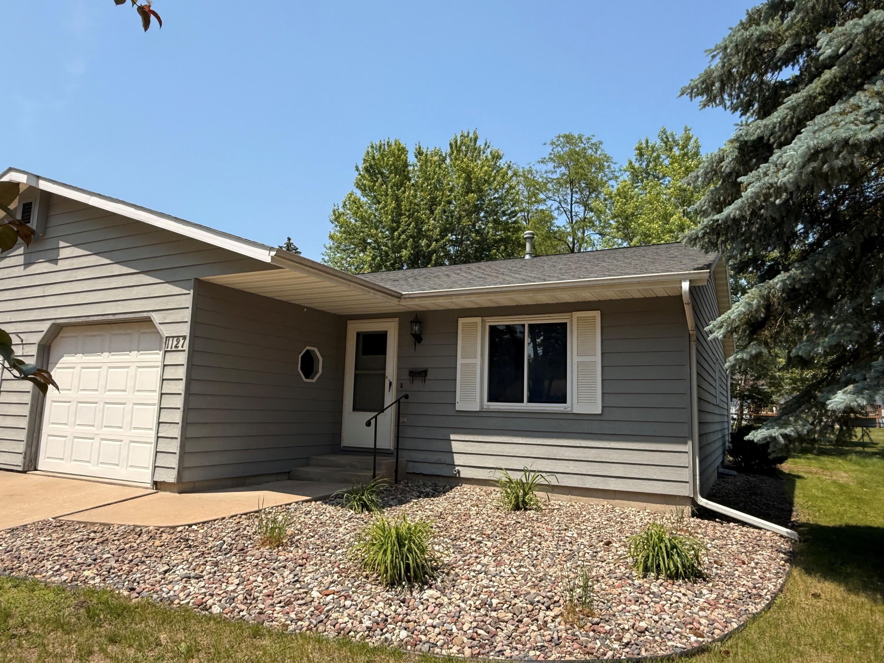 1127 Schafer Onalaska WI 54650 1921861 image1