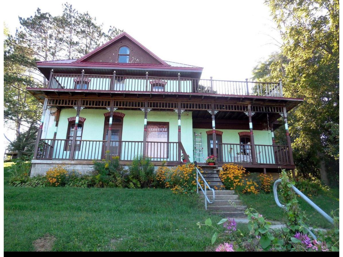 113 S Main Elroy WI 53929 1920609 image1