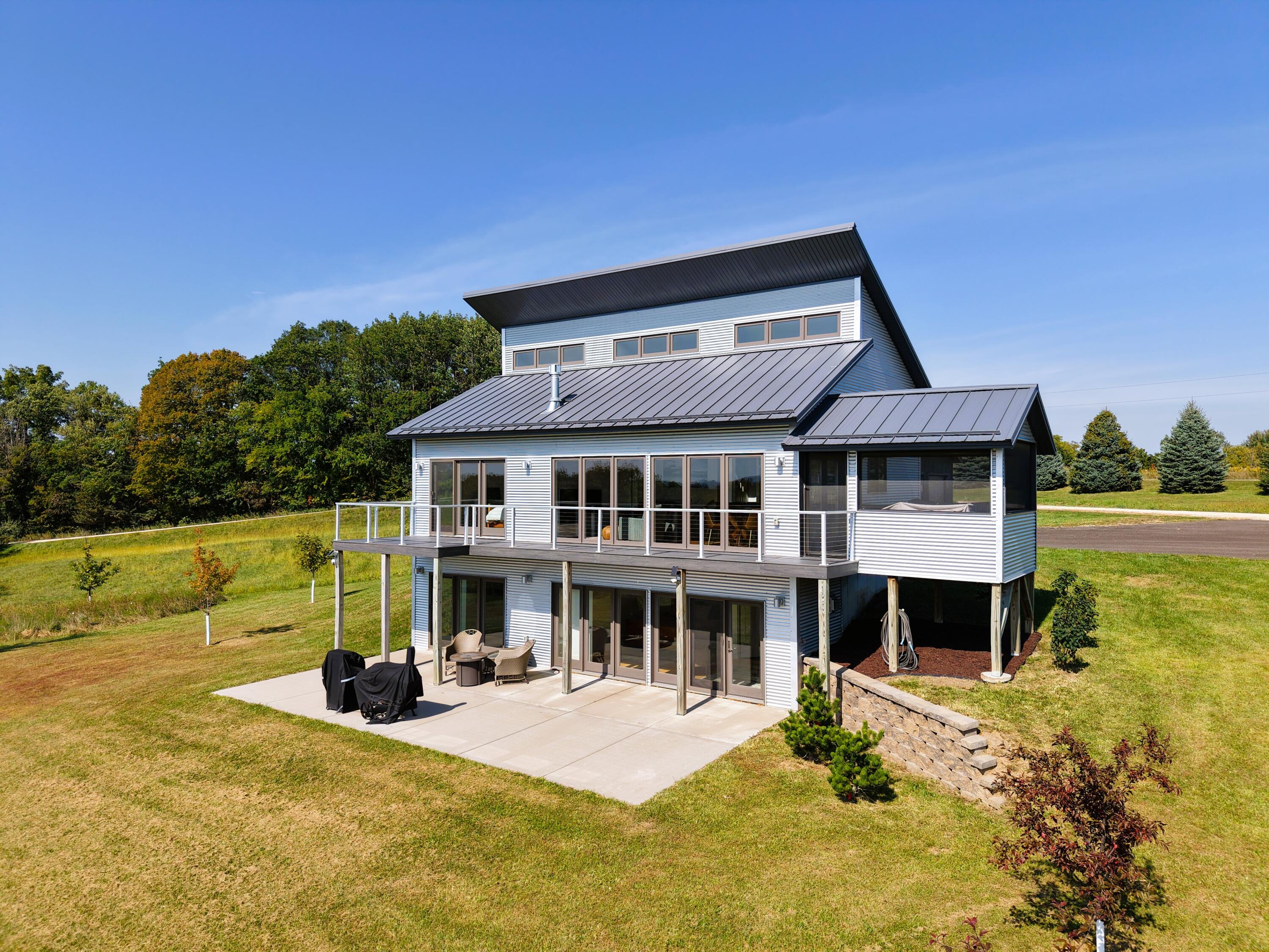 11345 Grand View Freeman WI 54624 1936066 image1