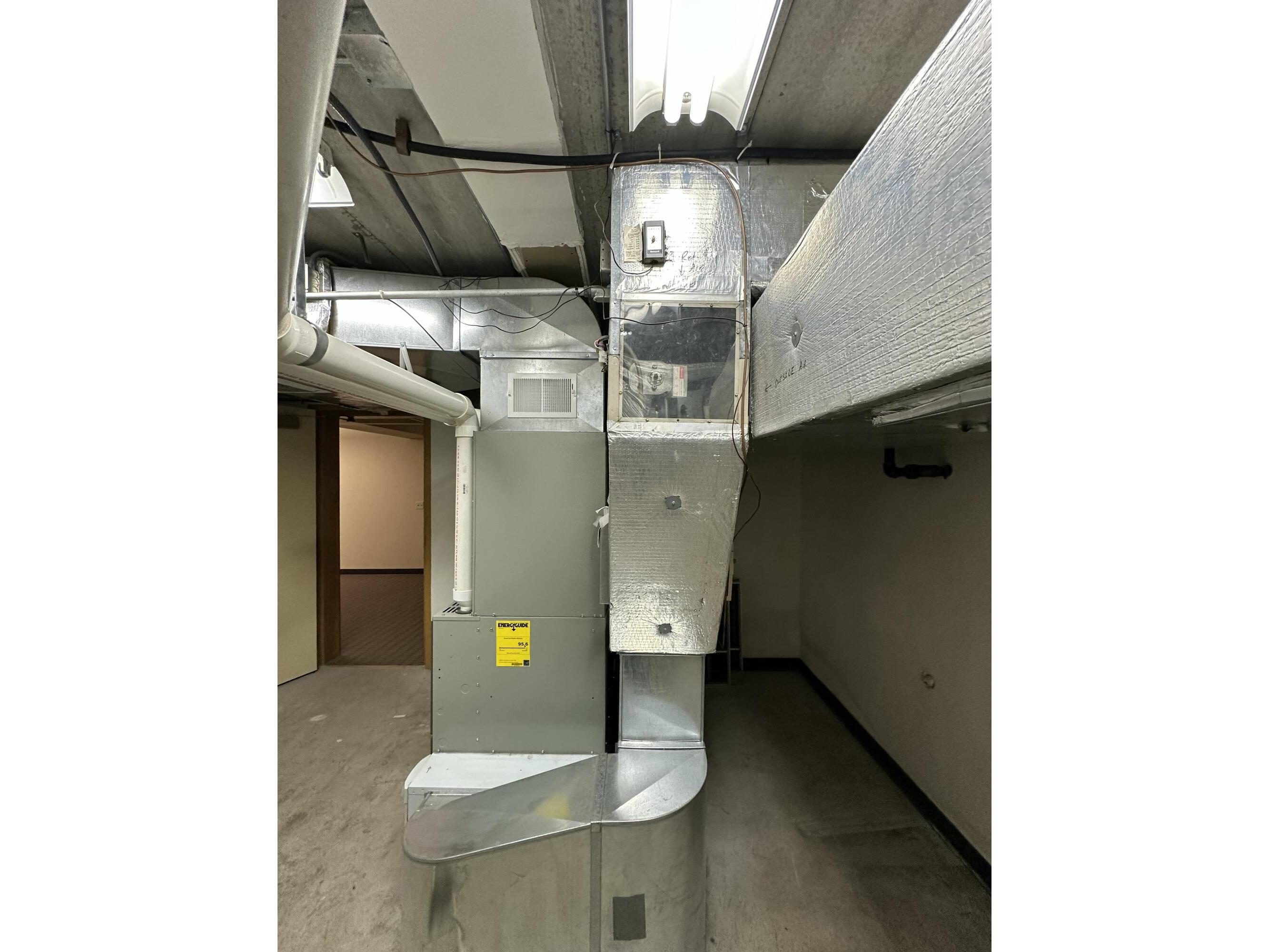 114 E Wisconsin Sparta WI 54656 1905985 image54