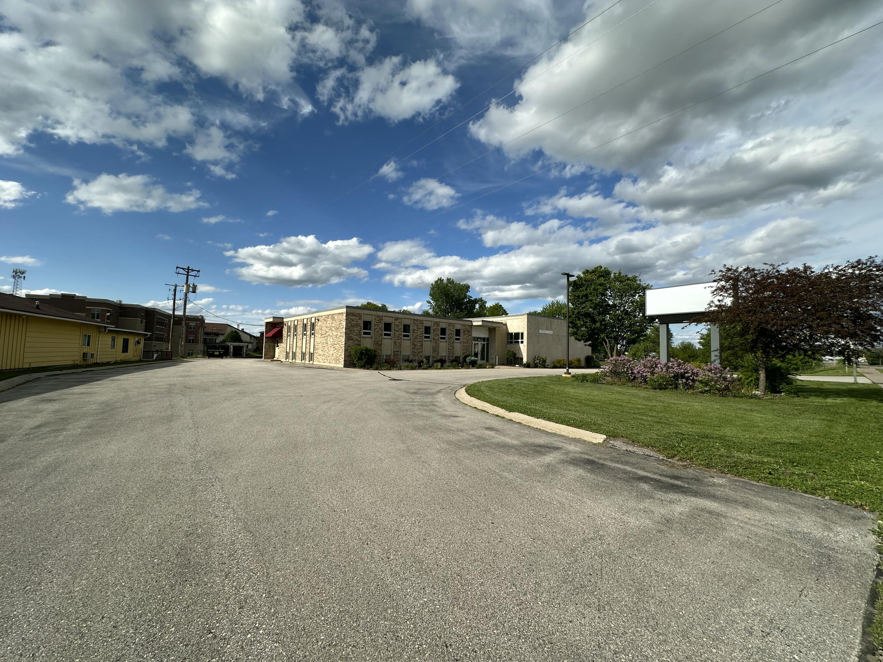 114 E Wisconsin Sparta WI 54656 1905985 image62