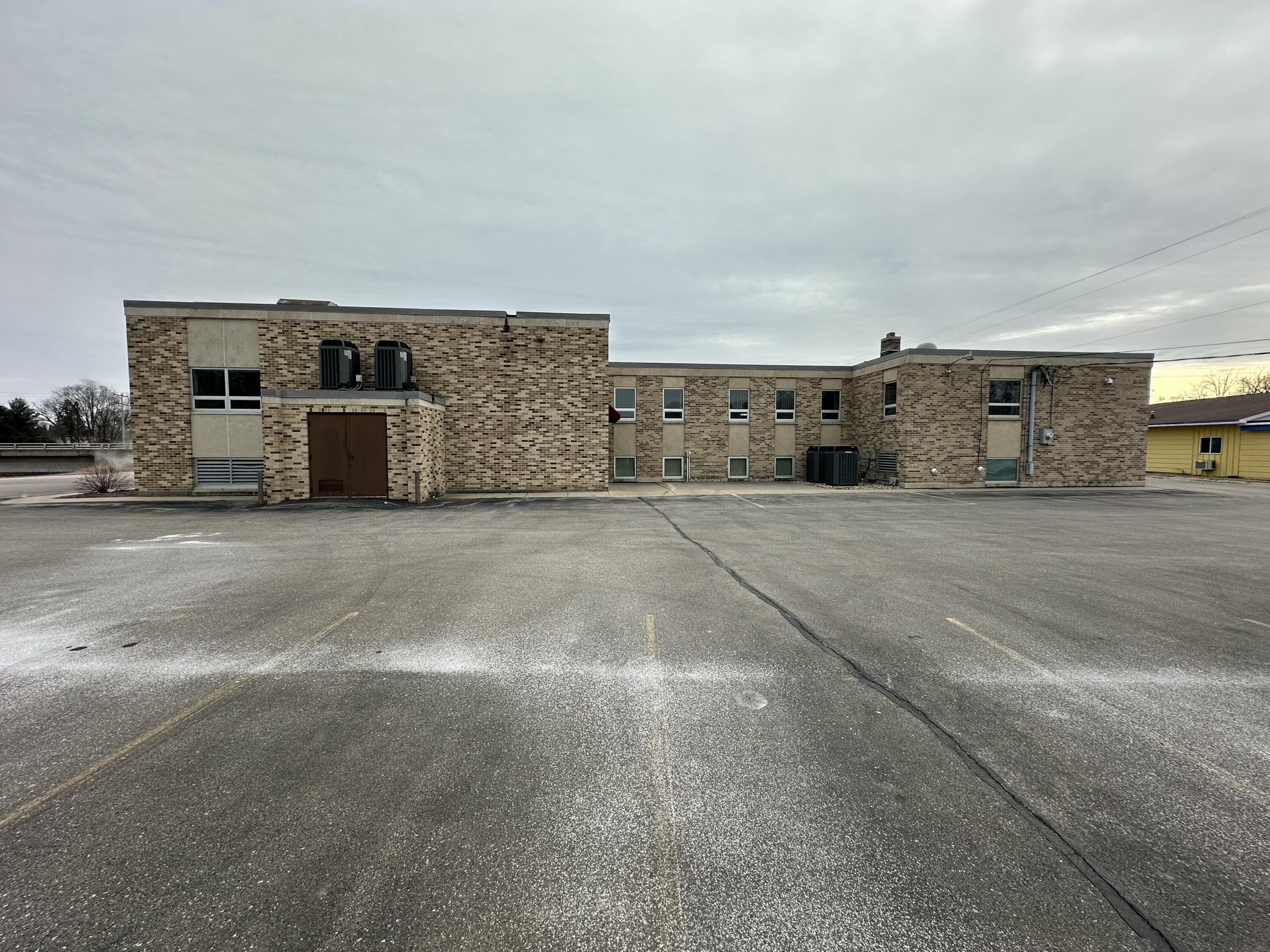 114 E Wisconsin Sparta WI 54656 1905985 image8