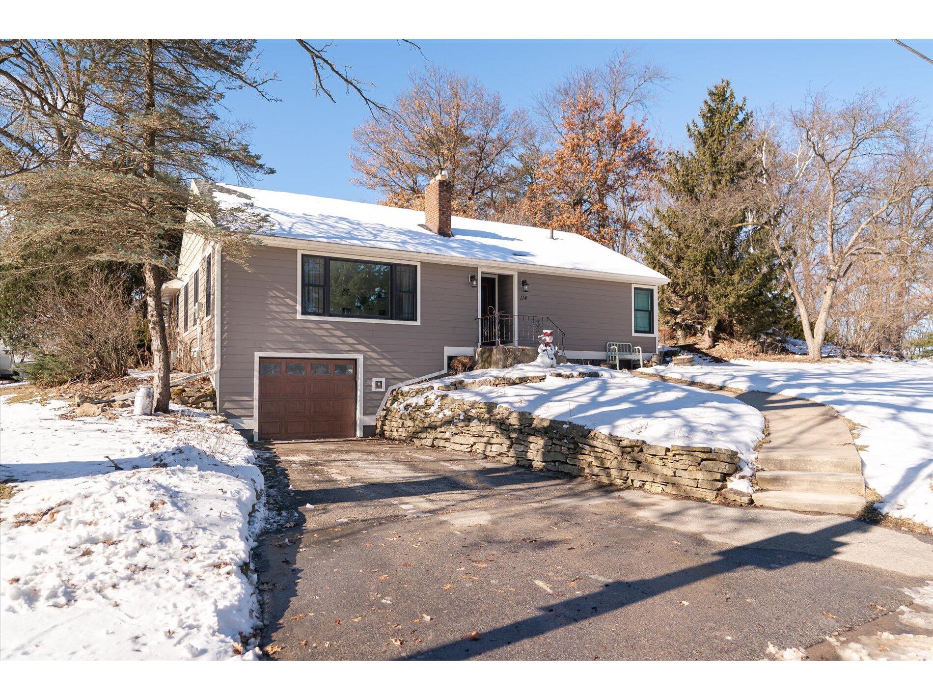 114 Vernon Westby WI 54667 1949969 image1