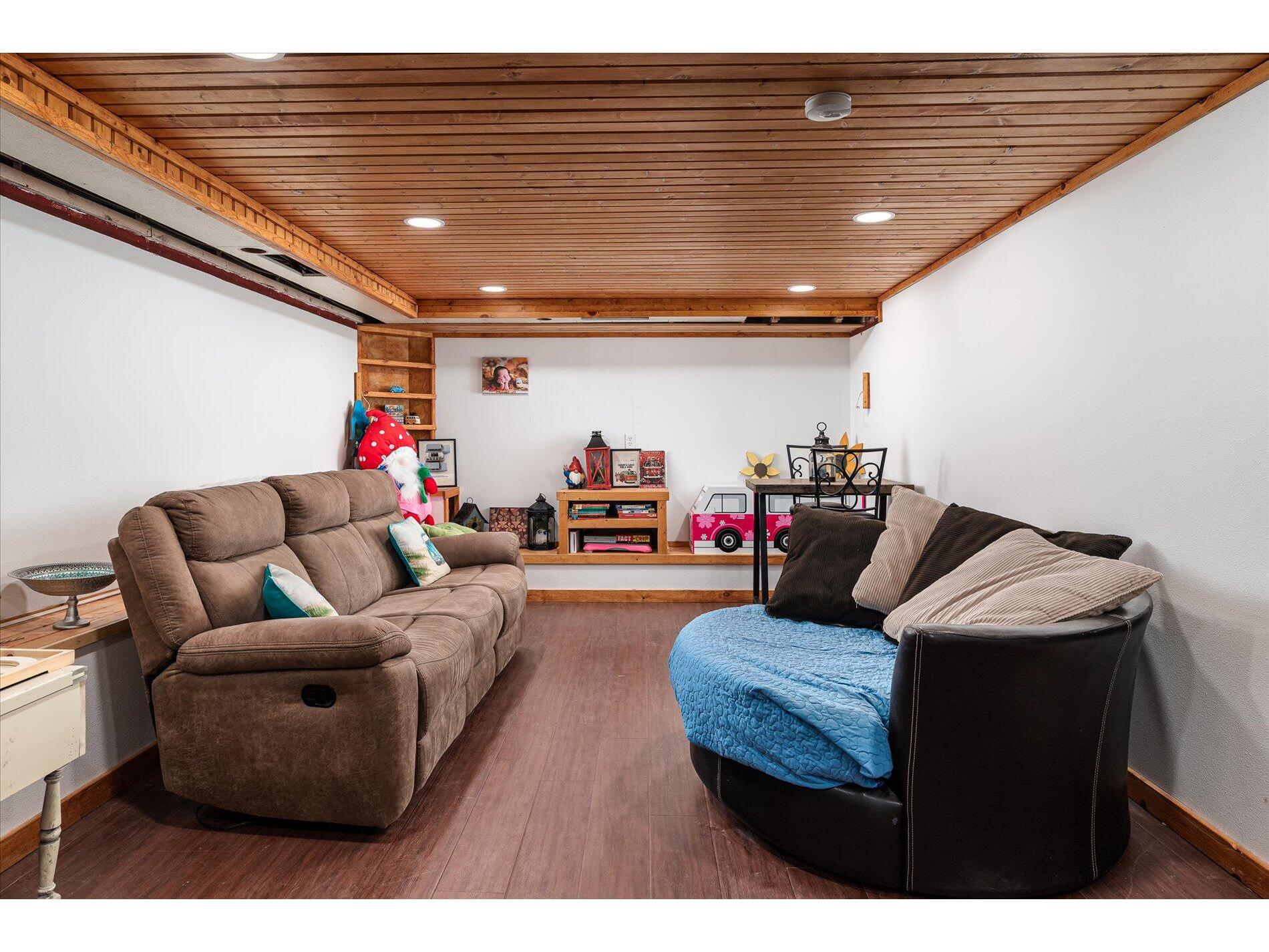 114 Vernon Westby WI 54667 1949969 image17