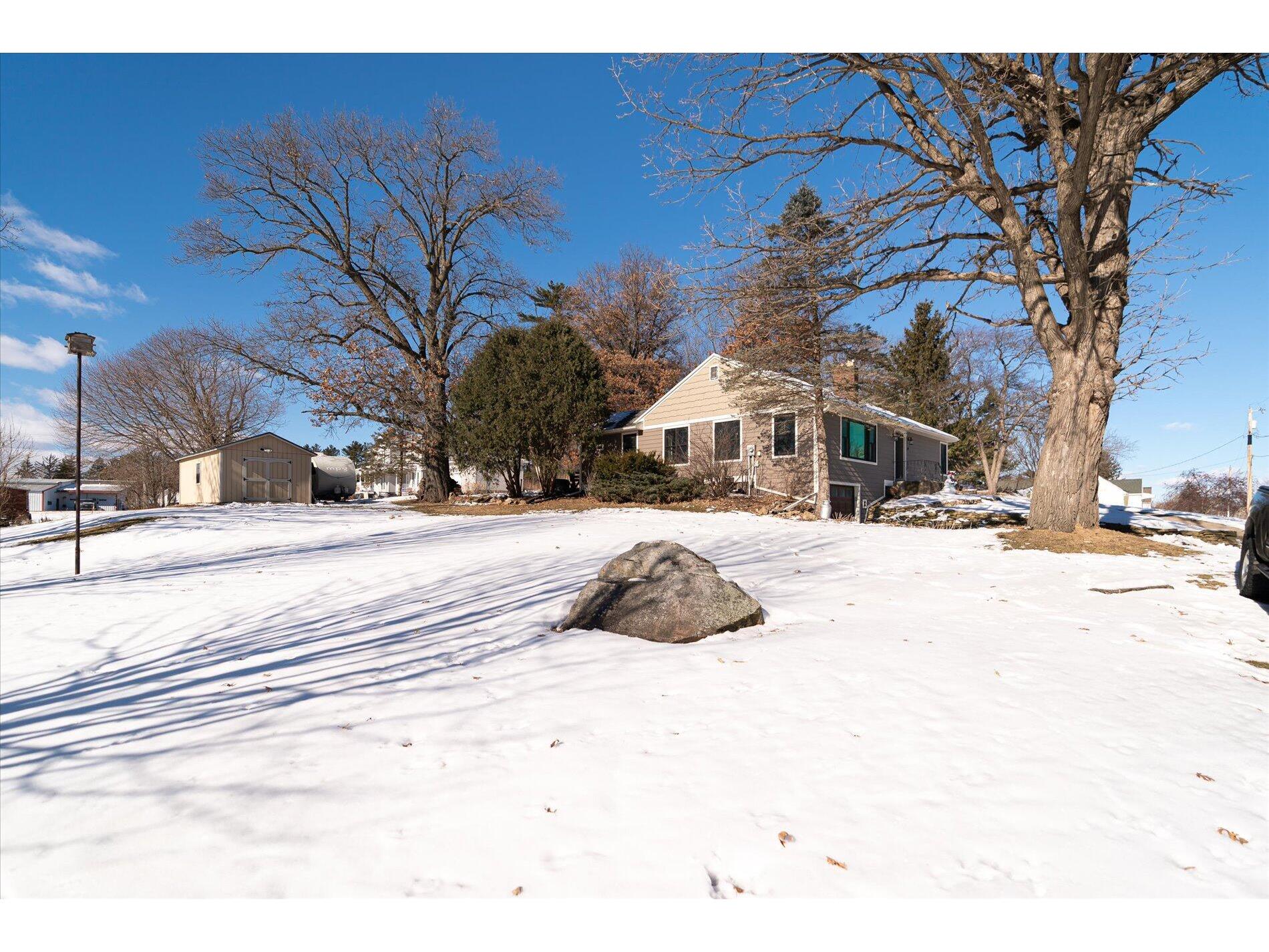 114 Vernon Westby WI 54667 1949969 image2