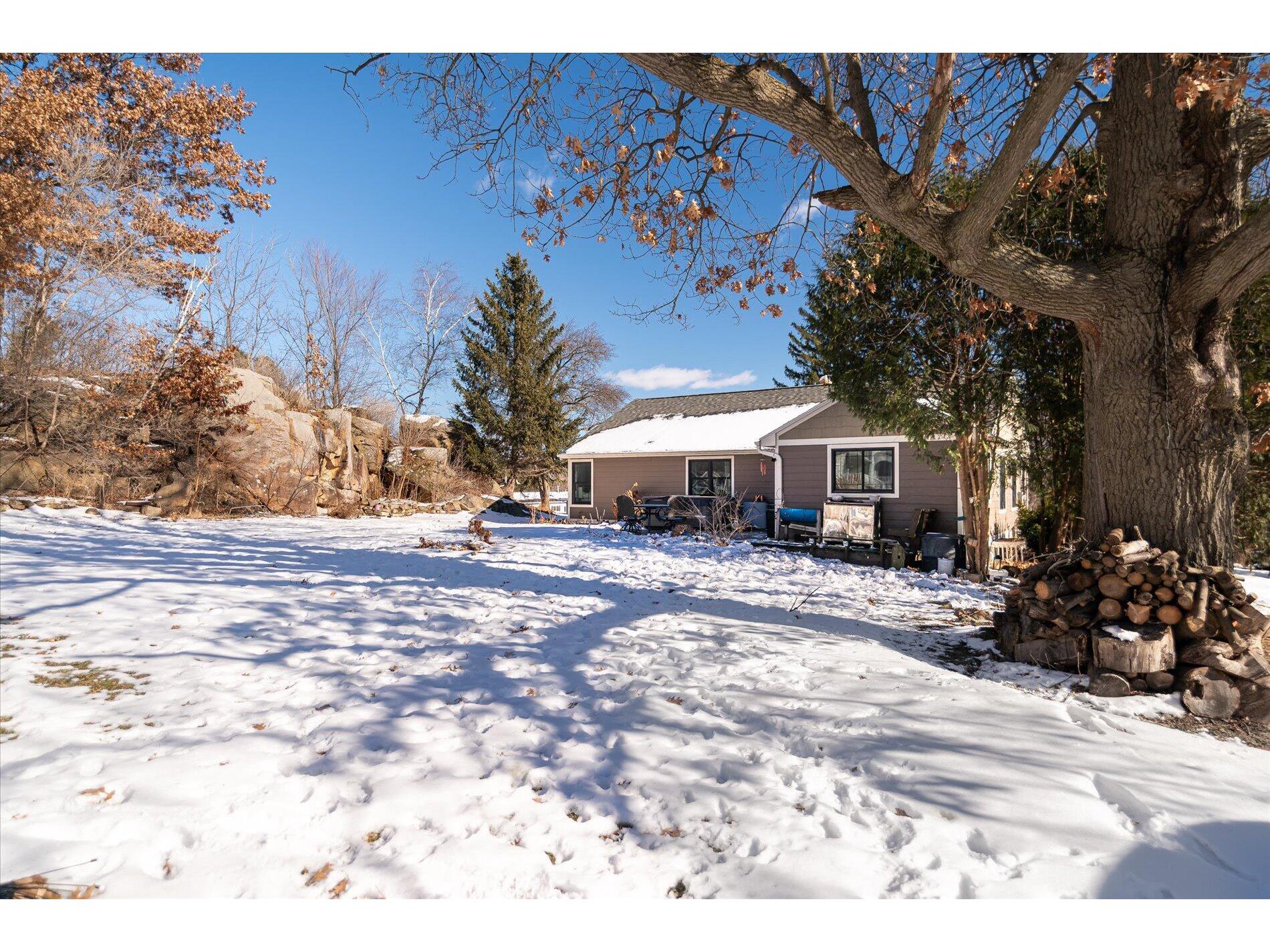 114 Vernon Westby WI 54667 1949969 image25