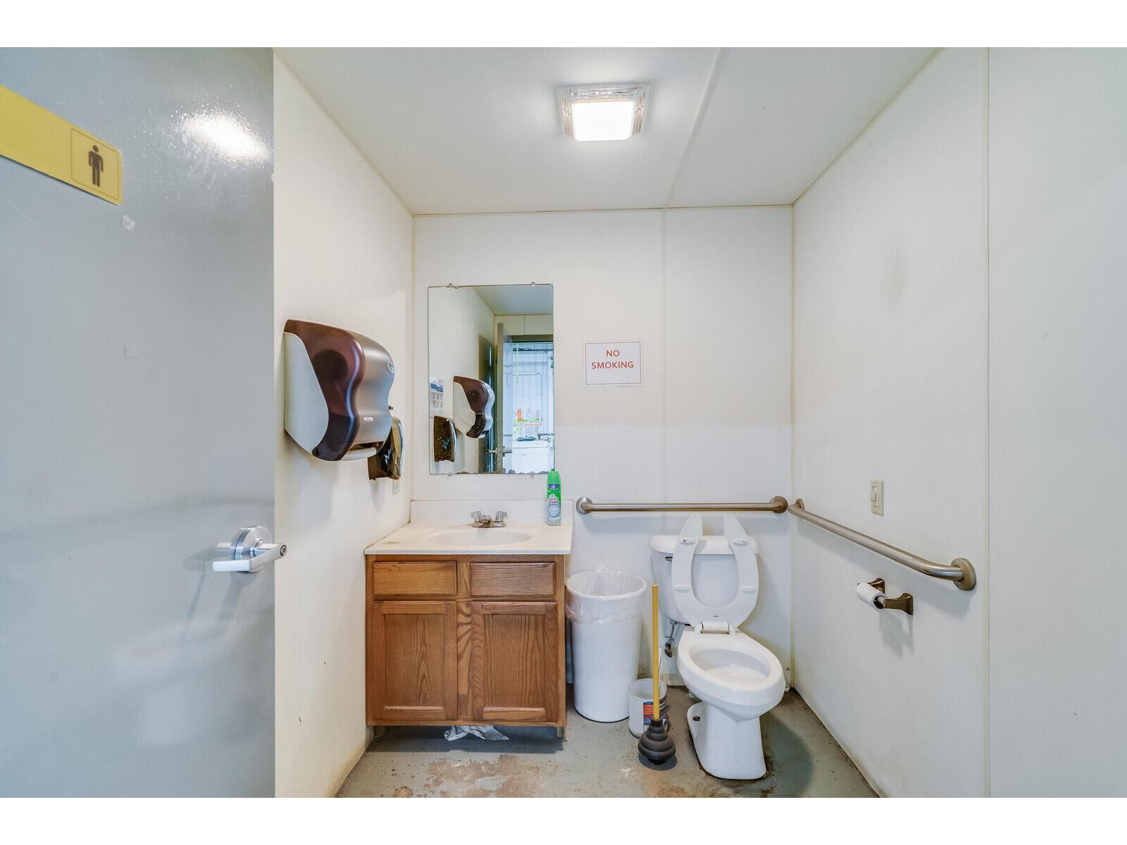 114 W Juneau Tomah WI 54660 1821774 image20