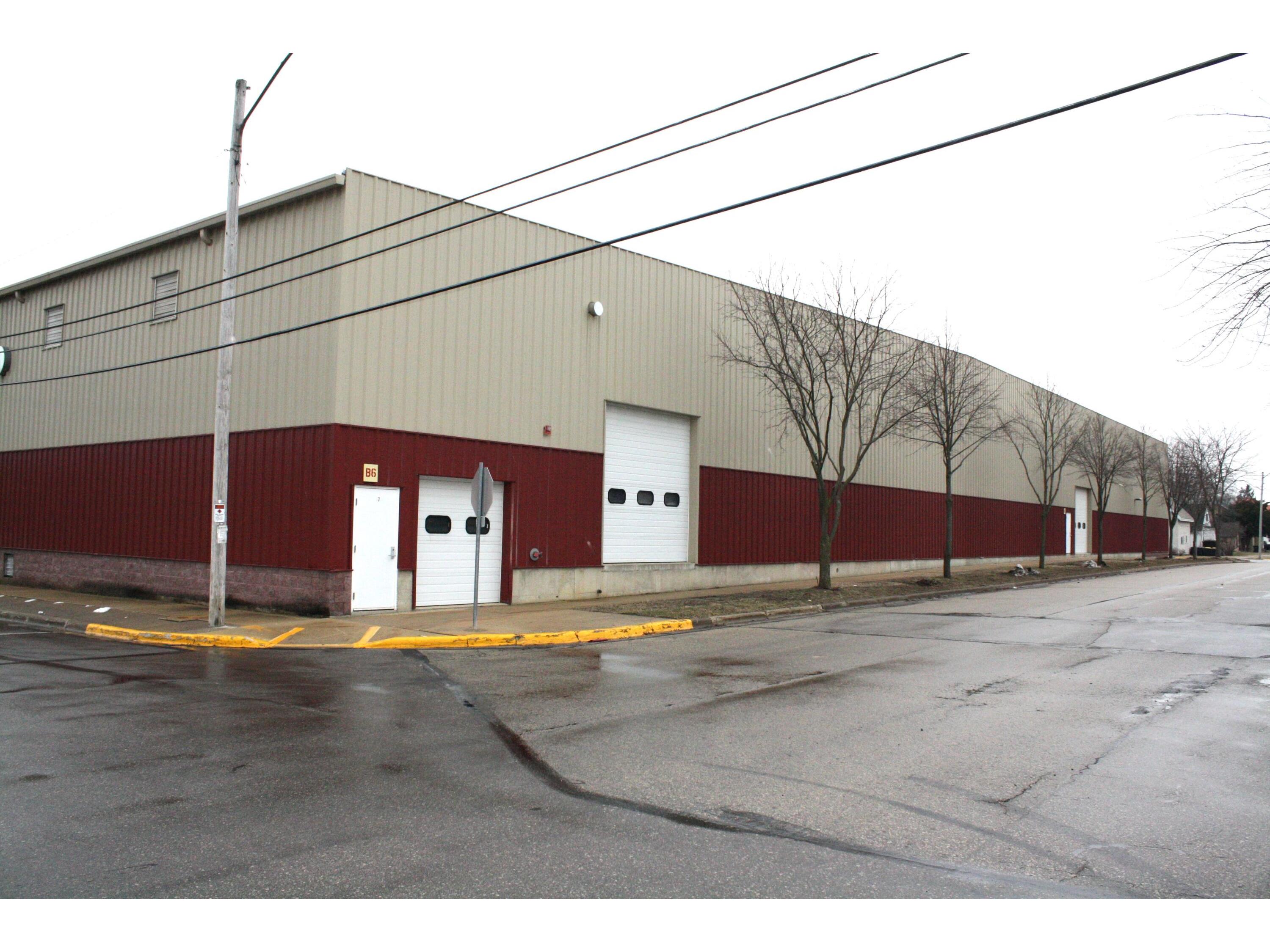 114 W Juneau Tomah WI 54660 1821774 image25