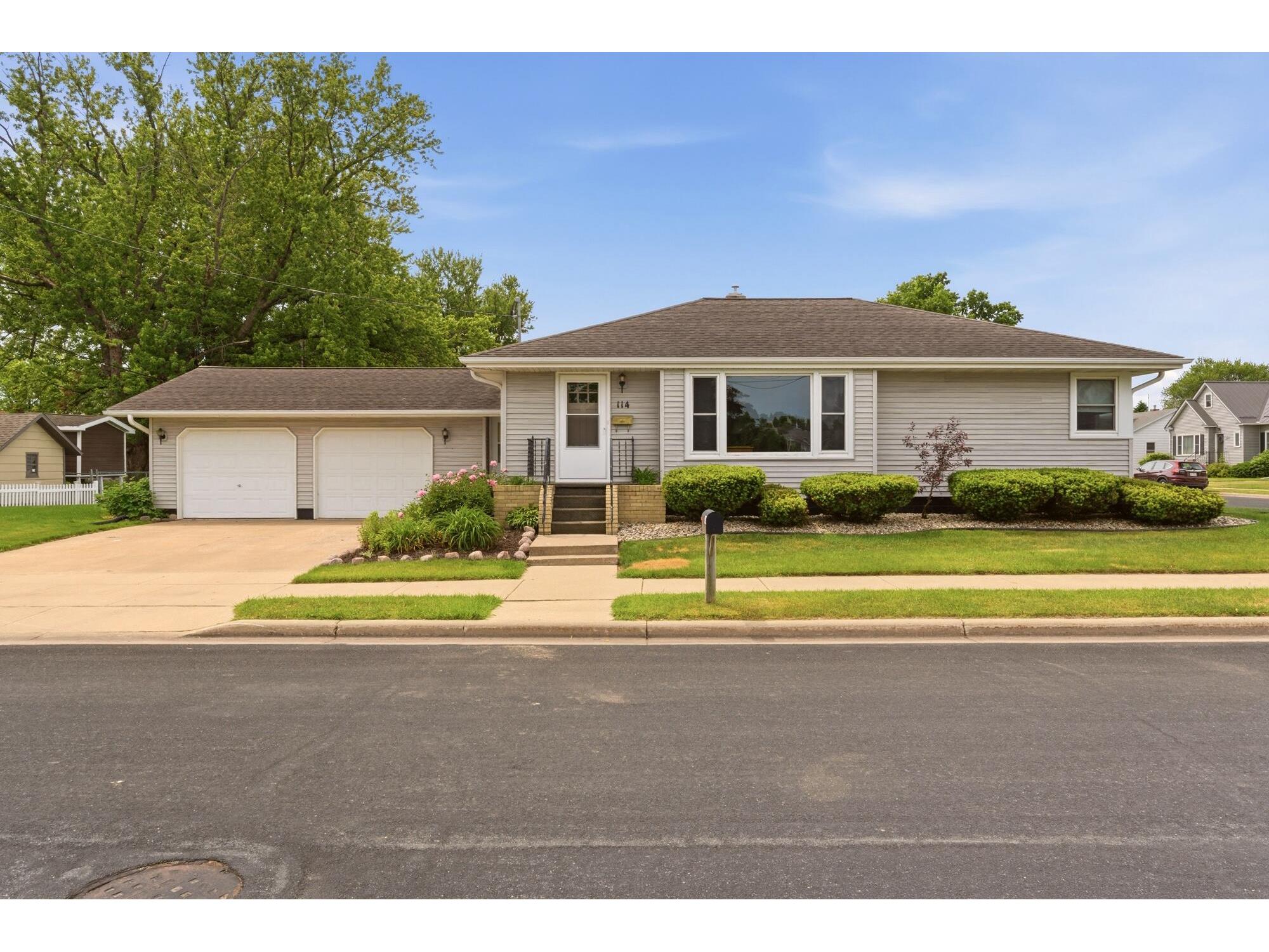 114 W Logan Tomah WI 54660 1965333 image1
