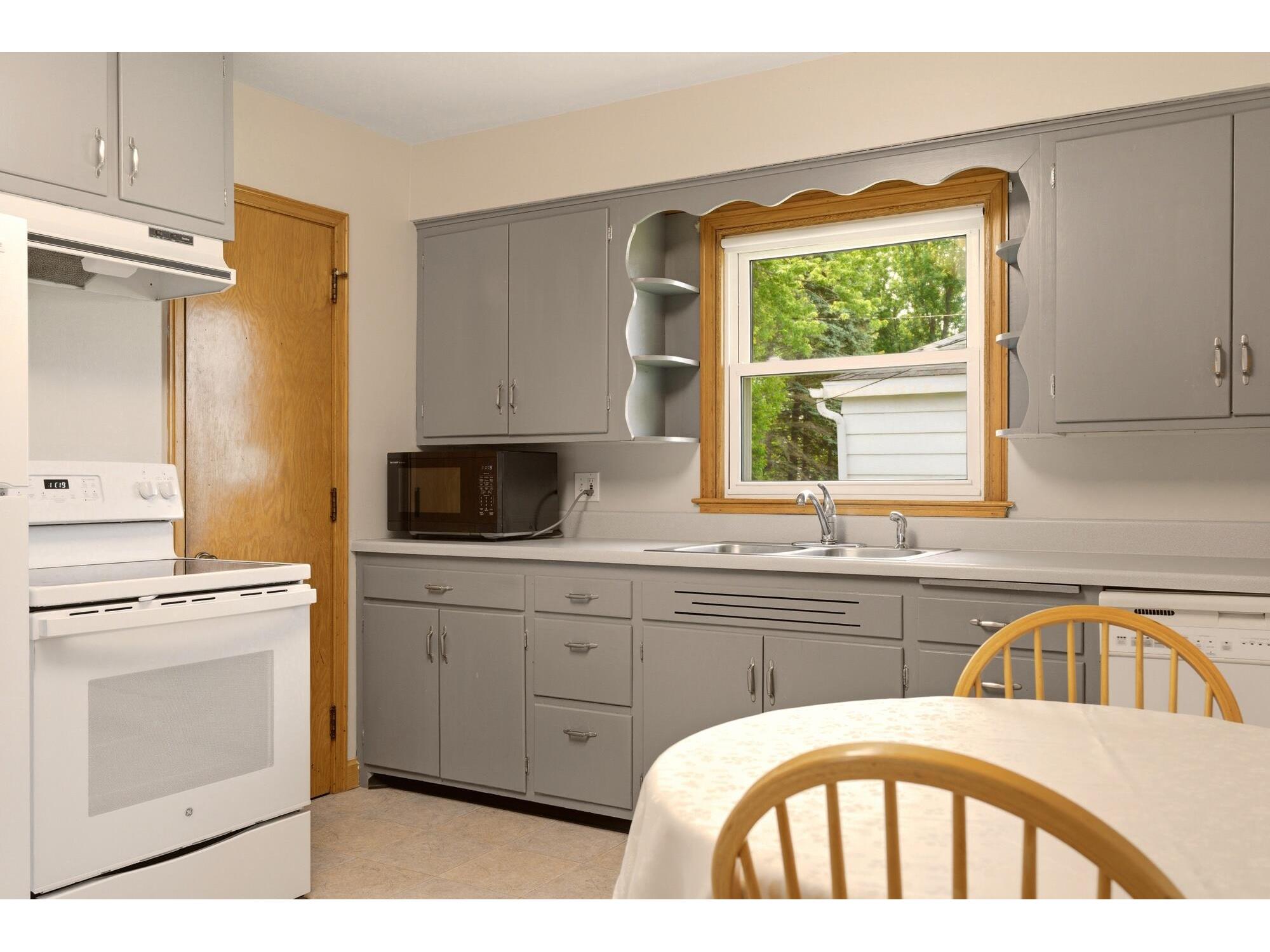 114 W Logan Tomah WI 54660 1965333 image8