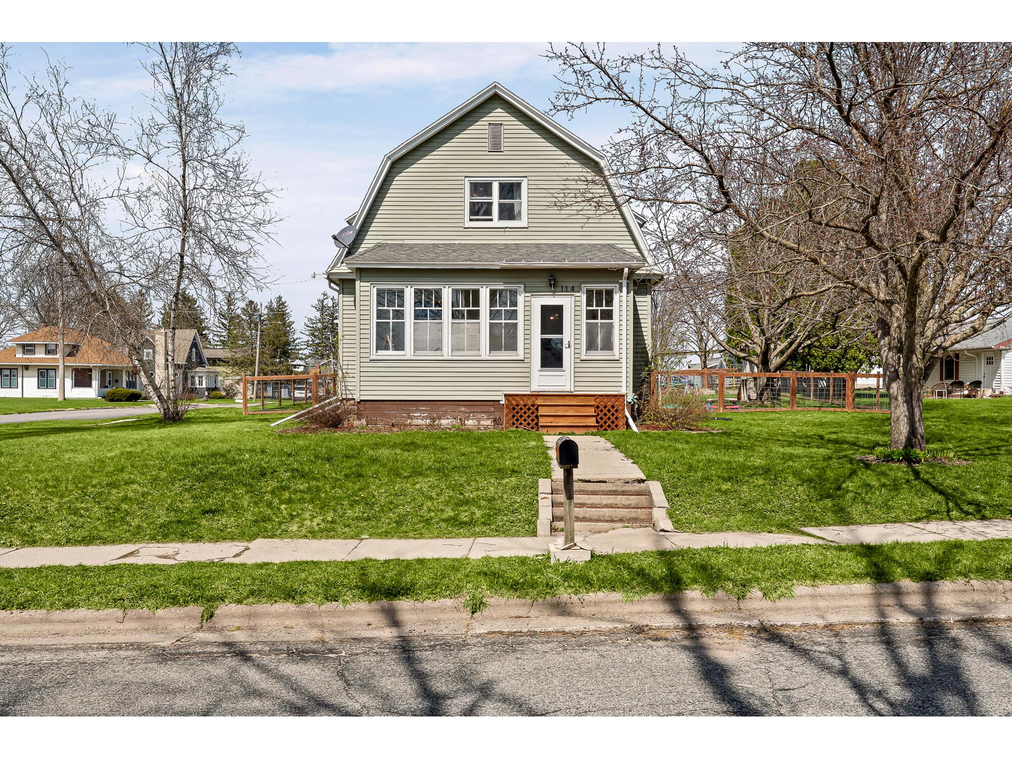 114 Washington Westby WI 54667 1959353 image1